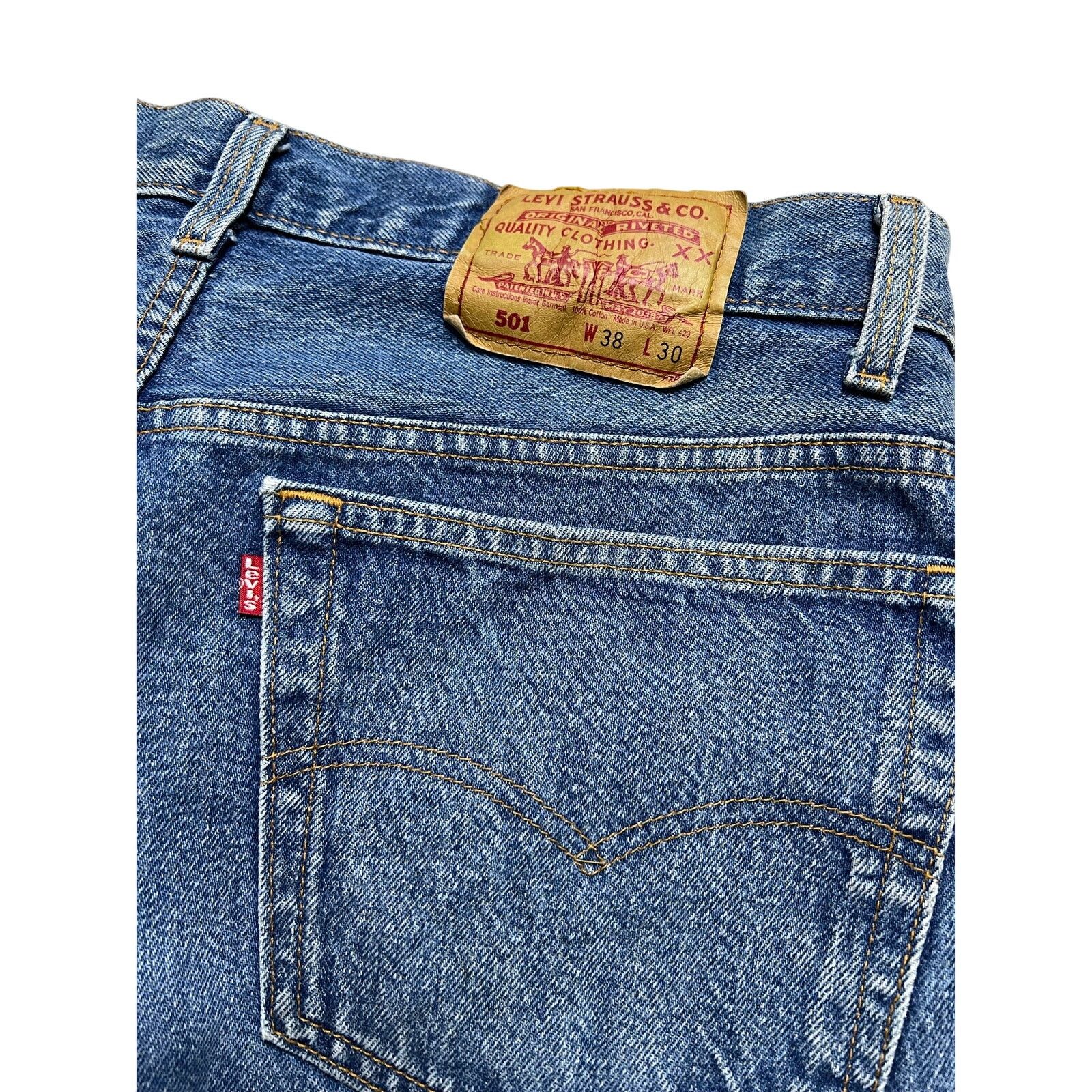 Levi's Levi’s 80s 501 Jeans Men’s 38x30 USA Vintage Actual 35x29 Size US 38 / EU 54 - 5 Thumbnail