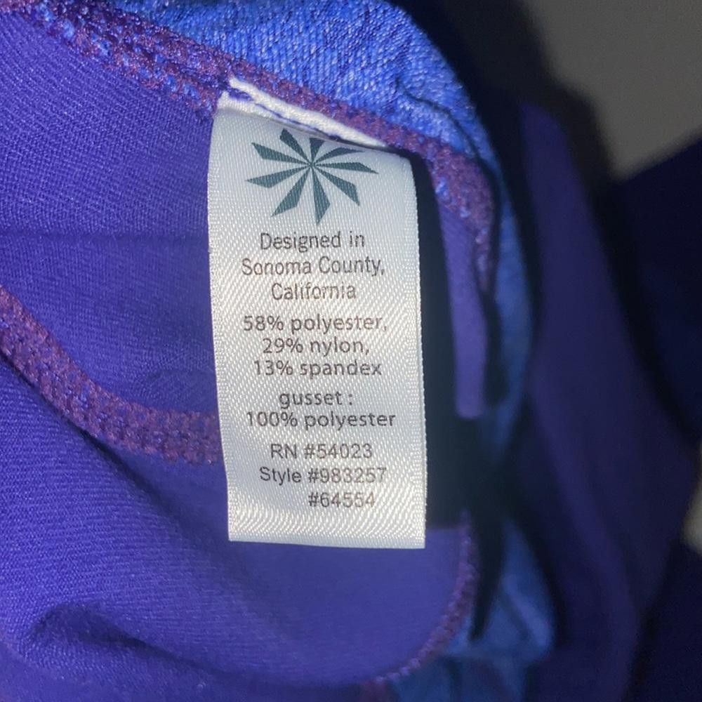 Designer Athleta l Purple Print Leggings Size XS Size 26" / US 2 / IT 38 - 9 Thumbnail