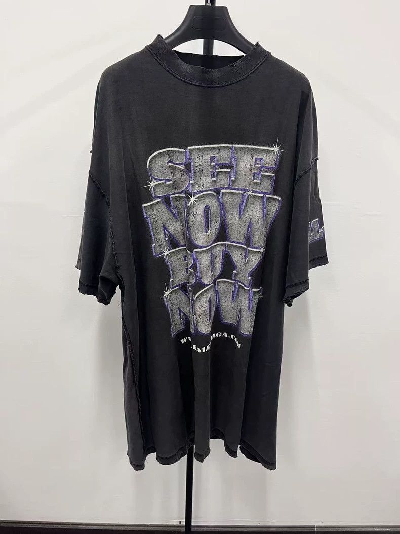 Balenciaga Balenciaga size 4 Washing damage to make old short sleeves Size US M / EU 48-50 / 2 - 1 Thumbnail