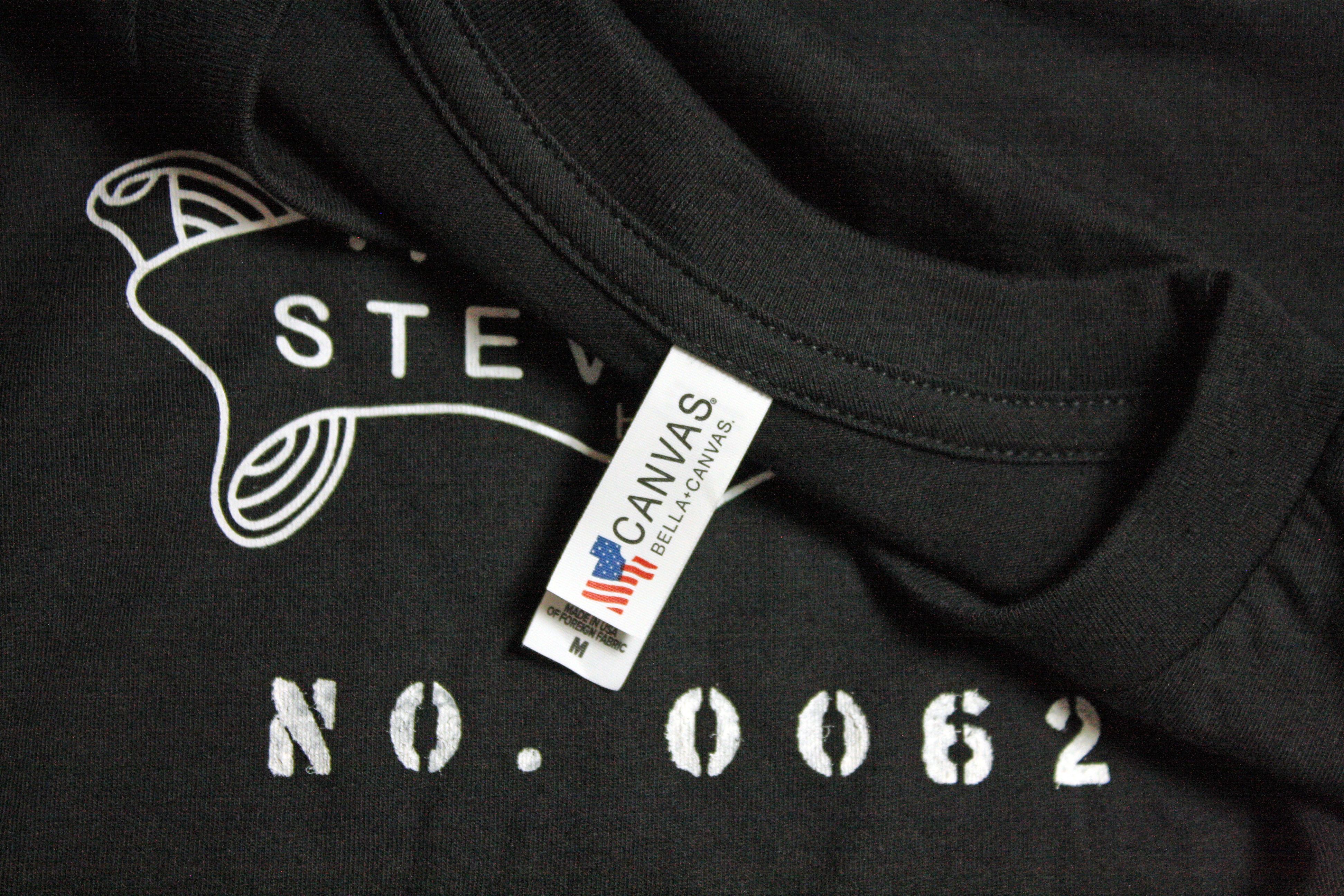 Other HRD The Vincent Tee Serial No. 0062 Release #3 in Medium Size US M / EU 48-50 / 2 - 5 Thumbnail