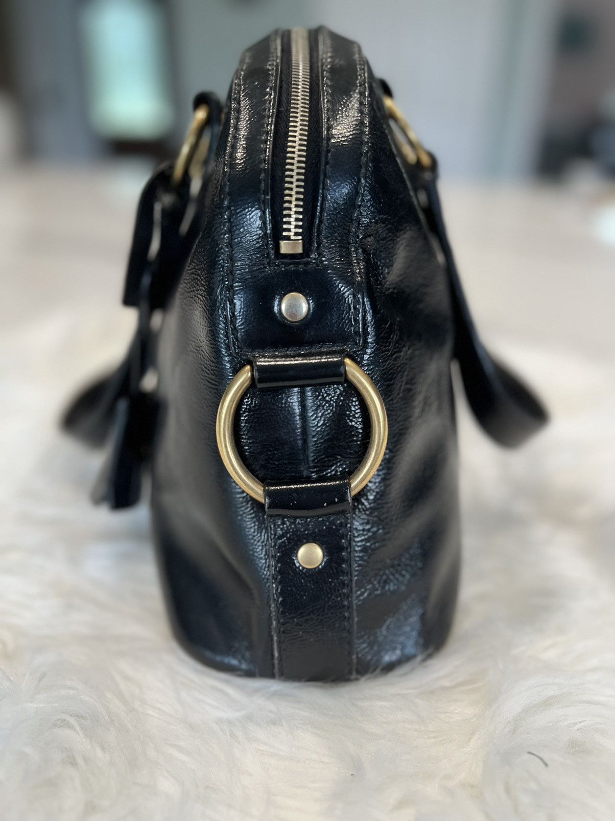 Yves Saint Laurent YSL Large Muse Bag Black Patent Leather w/ Lock & Charm Size ONE SIZE - 2 Thumbnail
