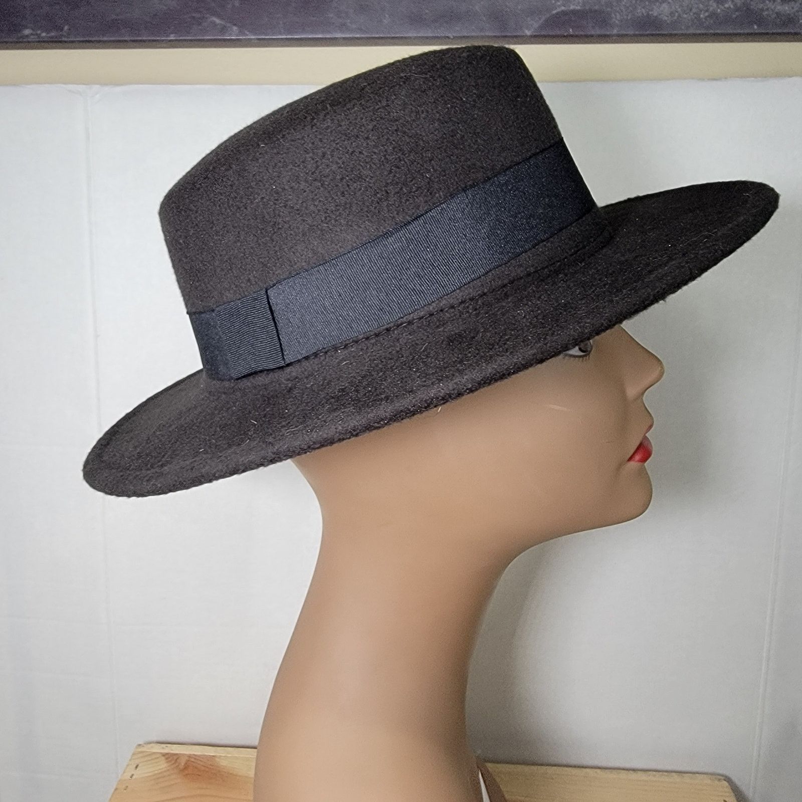 Other Unbranded Women's Black Rim Hat - 8" Size ONE SIZE - 3 Thumbnail