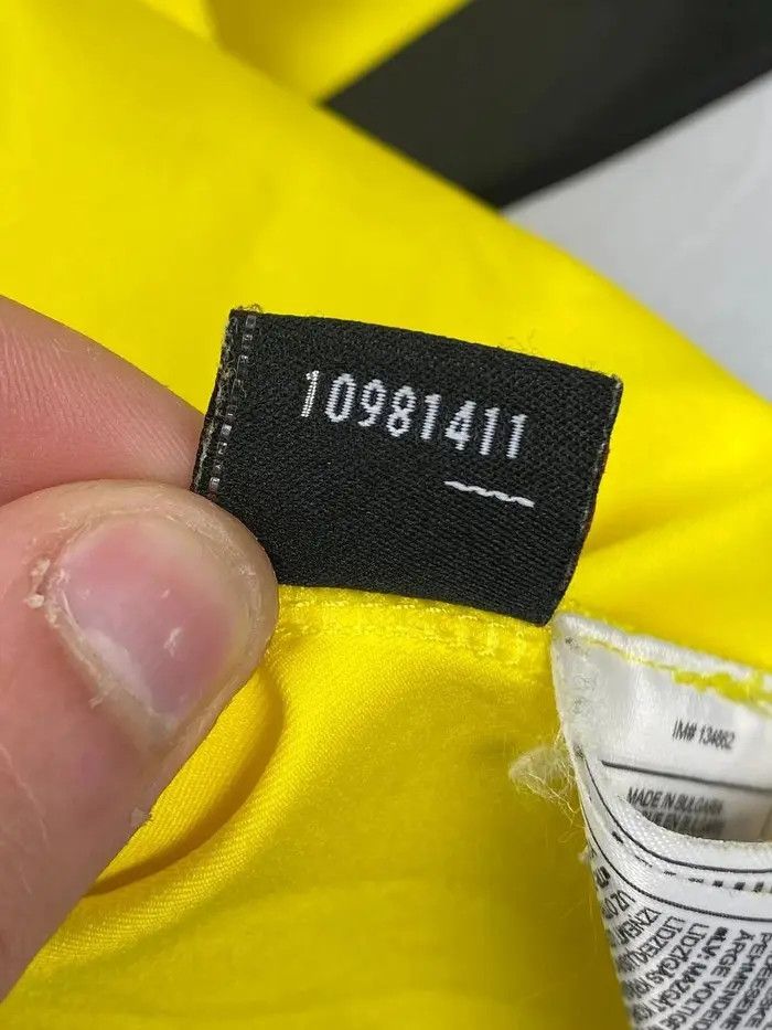 Nike Nike Borussia Dortmund 2005 2006 Kringe #6 Home Size US XL / EU 56 / 4 - 23 Thumbnail