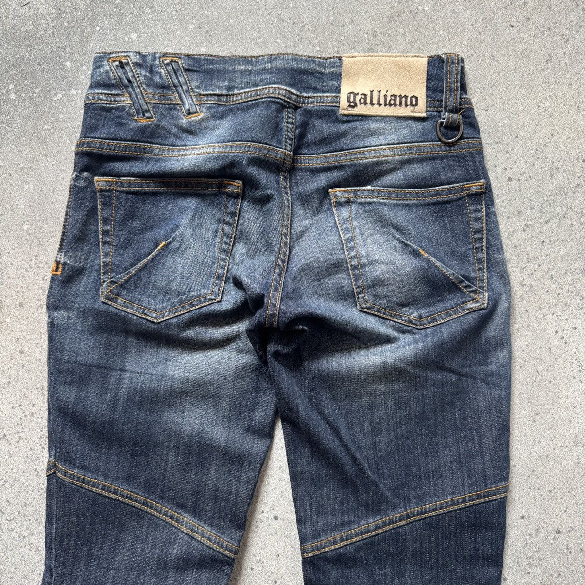 John Galliano John Galliano Vintage Zip Details Y2K Jeans Size 26" / US 2 / IT 38 - 11 Thumbnail