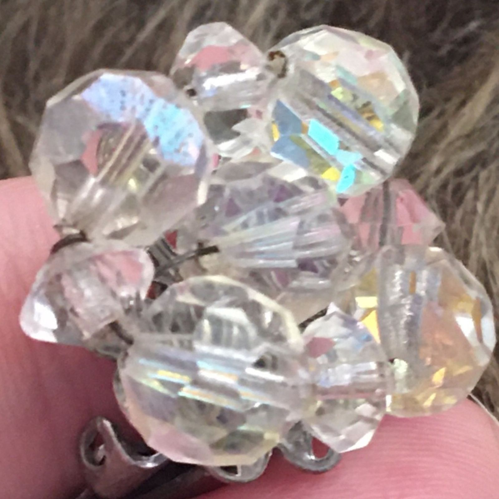 Vintage Vintage 60s aurora borealis clip earrings Size ONE SIZE - 7 Thumbnail