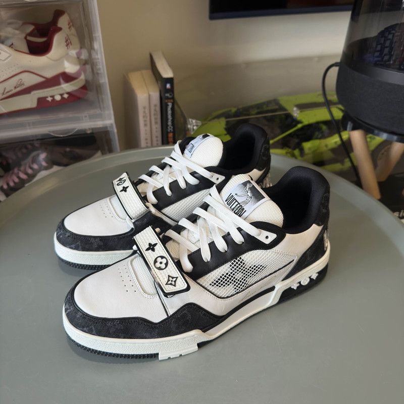 Louis Vuitton Trainer Low Top Fashion Sneakers for Everyone 0079