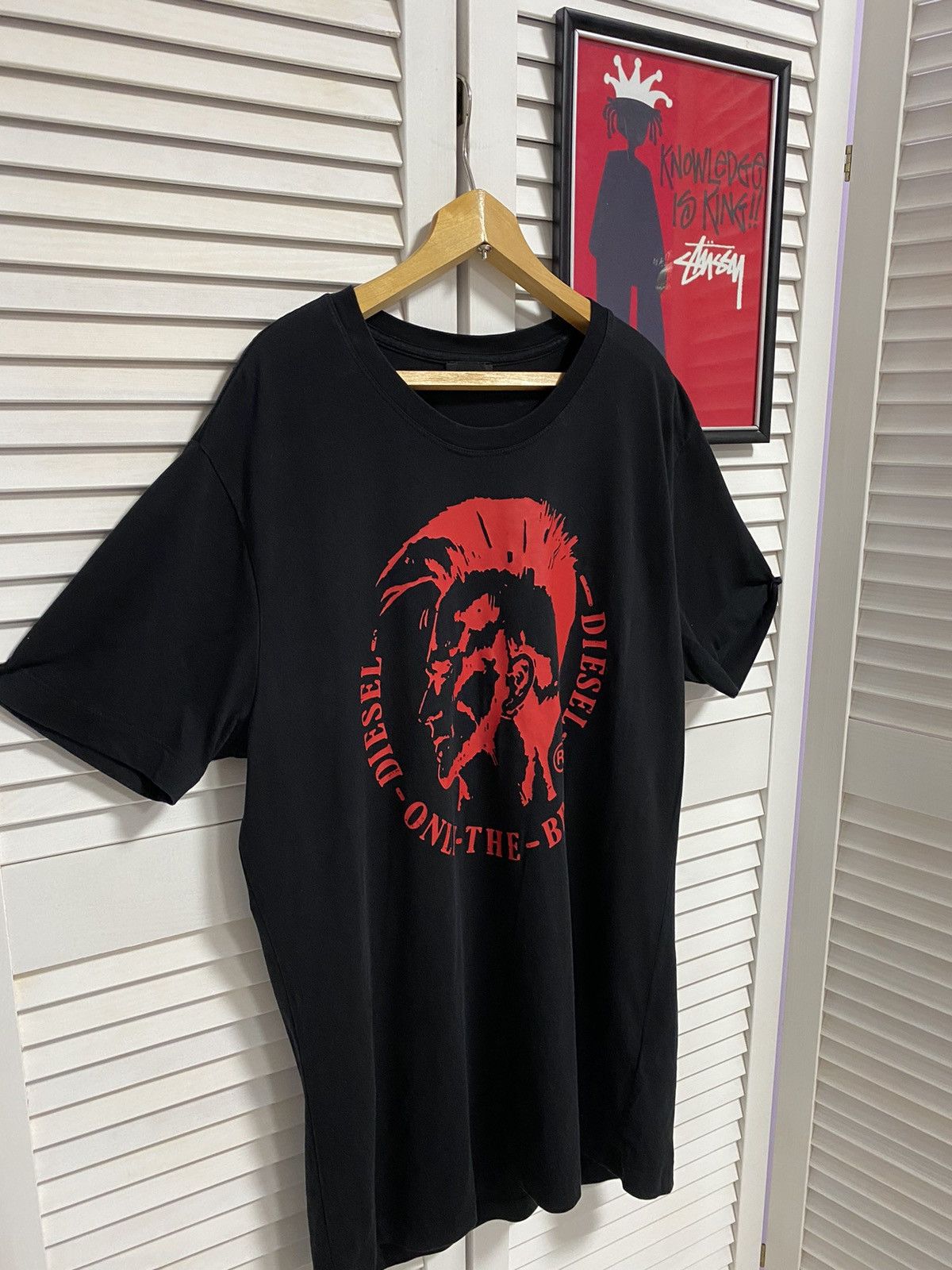 Diesel × Vintage T-Shirt Tee DIESEL AvantGarde Big Red Logo Skull Size US XL / EU 56 / 4 - 2 Thumbnail