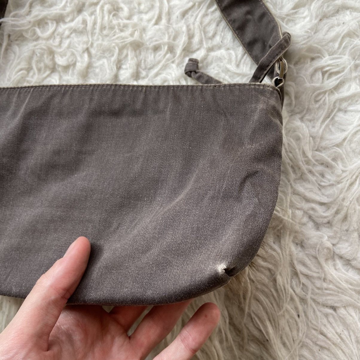 Hysteric Glamour 📌 Crazy Vintage Kickers Faux Fur Y2K Handle Bag Size ONE SIZE - 8 Thumbnail