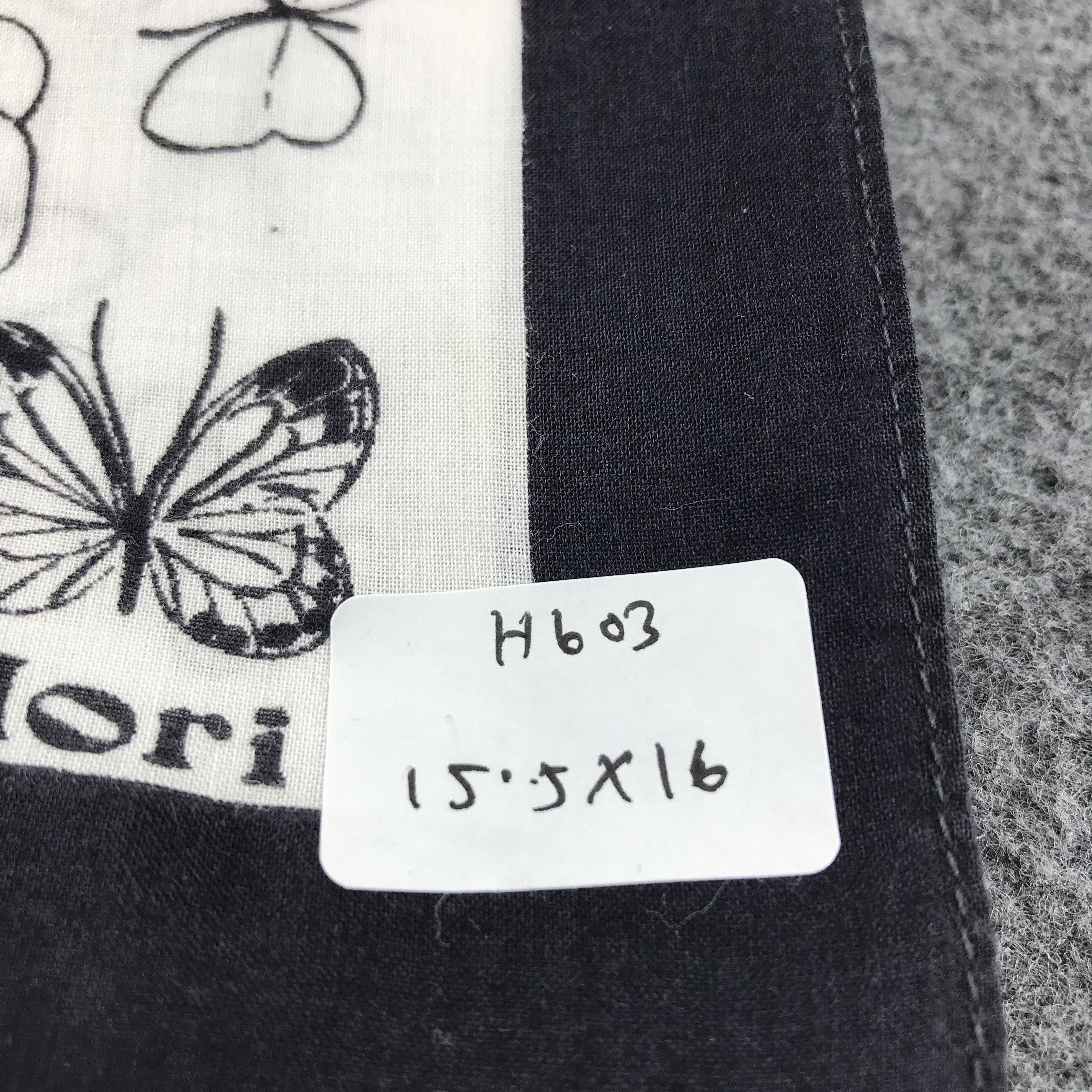 Hanae Mori Hanae Mori Handkerchief Neckerchief Bandana H603 Size ONE SIZE - 8 Thumbnail