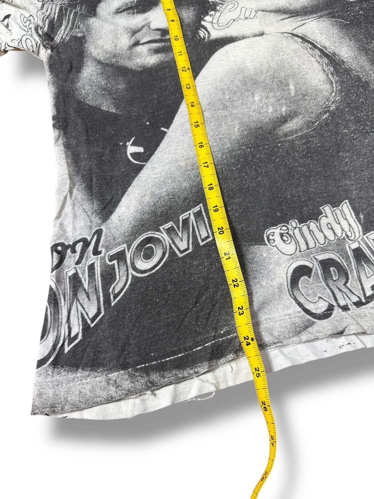 Band Tees × Folk × Vintage *RARE* BON JOVI X CINDY CRAWFORD AOP VINTAGE 90s MUSIC Size US XL / EU 56 / 4 - 9 Thumbnail