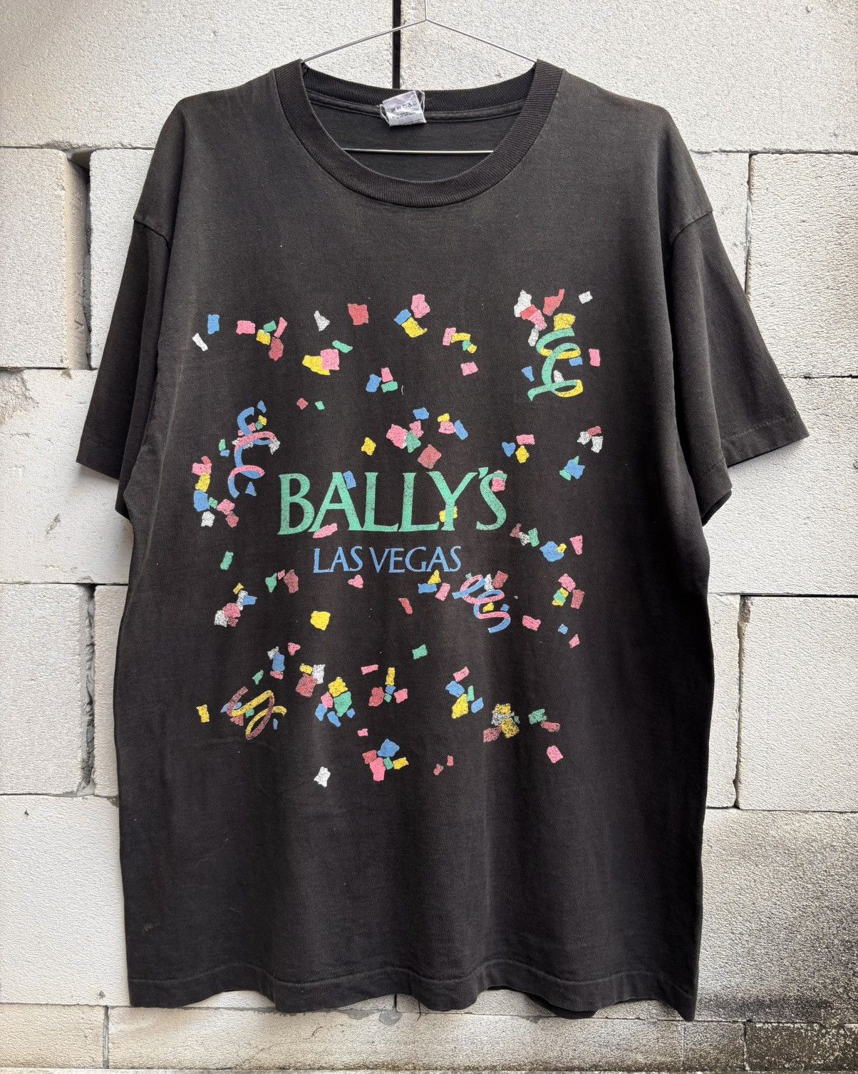Vintage Faded BALLY’S LAS VEGAS Distressed T-Shirt ERD Grunge Size US XL / EU 56 / 4 - 1 Thumbnail