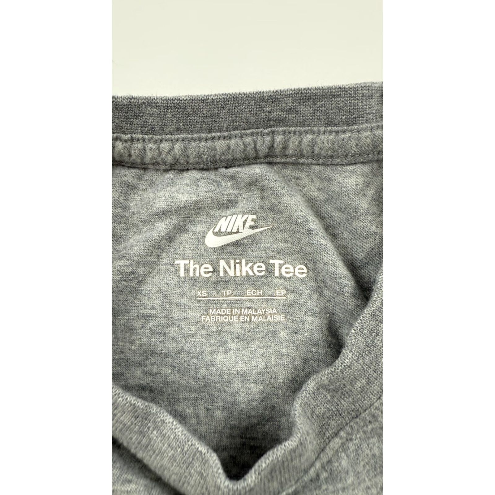Nike Nike Athletic Shirt Men's Extra Small Gray Swoosh Logo Short Sleeve Crewneck XS Size US XS / EU 42 / 0 - 3 Thumbnail