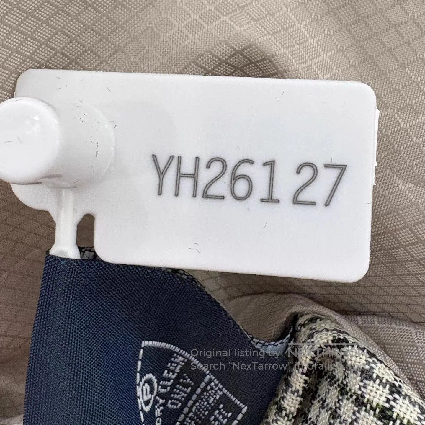Burberry Gray Check Zip. Size US M / EU 48-50 / 2 - 6 Thumbnail