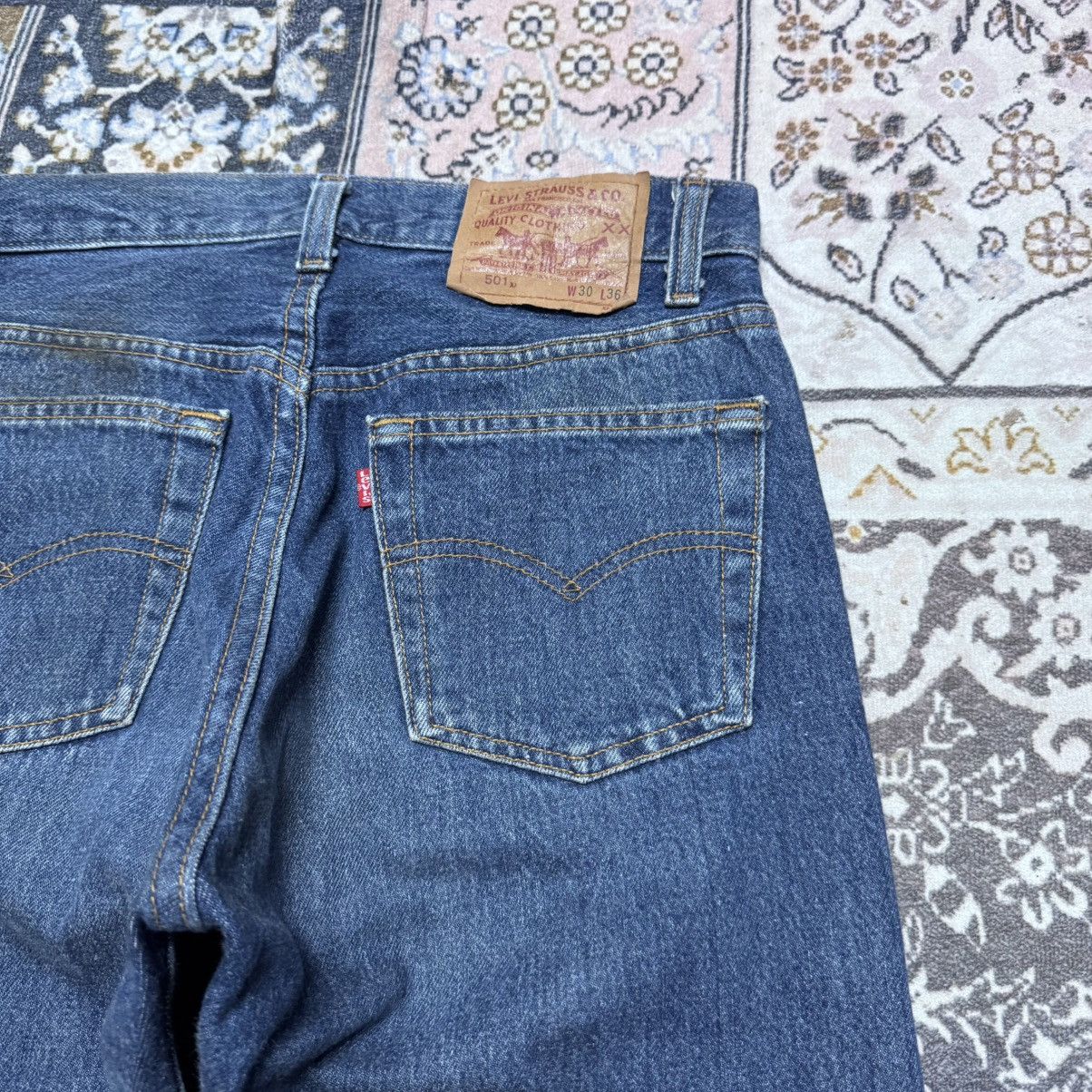 Levi's Vintage 90s Levis 501xx Dark Blue Denim Jeans Size US 29 - 13 Thumbnail