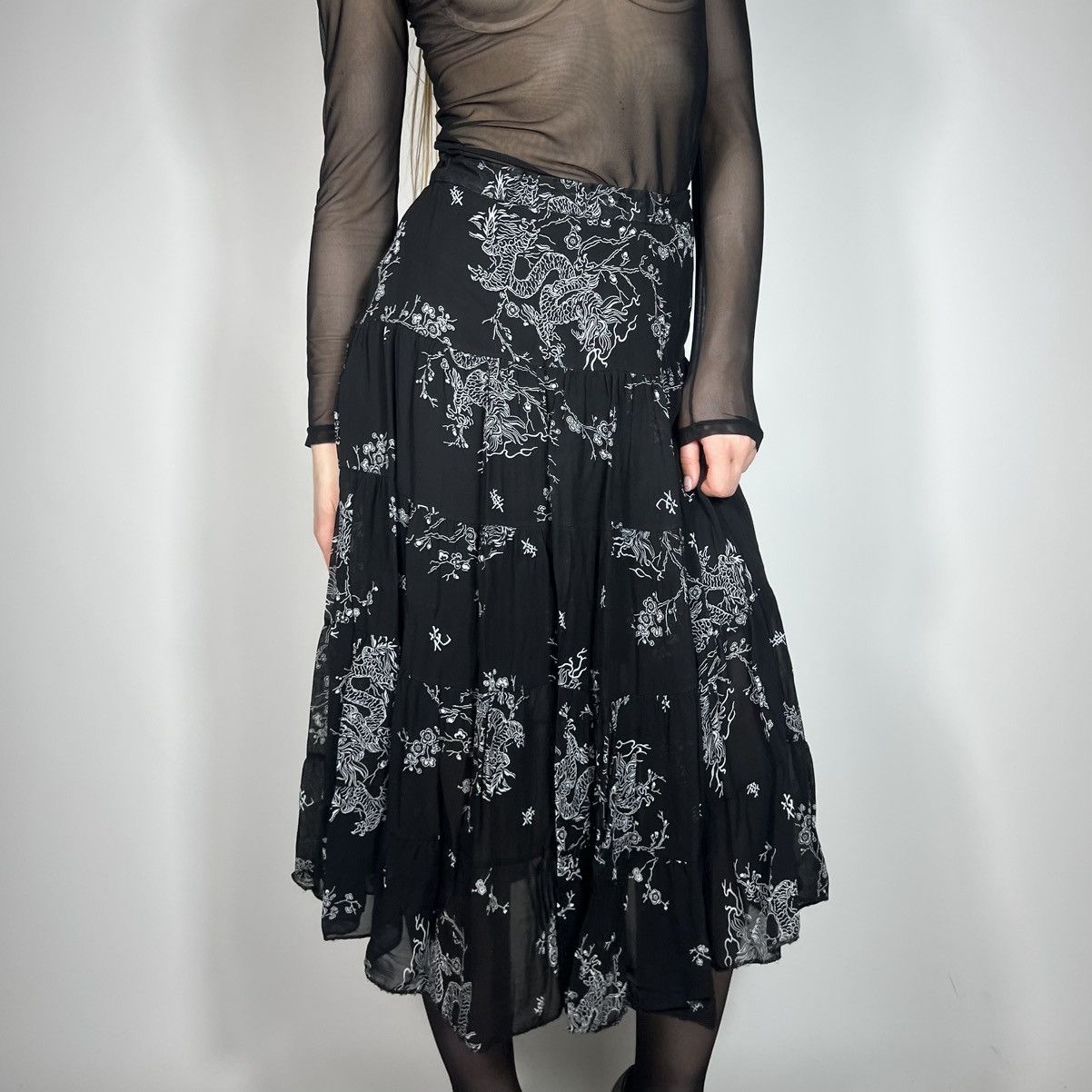 Japanese Brand Vintage Y2K Japanese Dragon Monogram Flared Midi Skirt Size 28" / US 6 / IT 42 - 3 Thumbnail