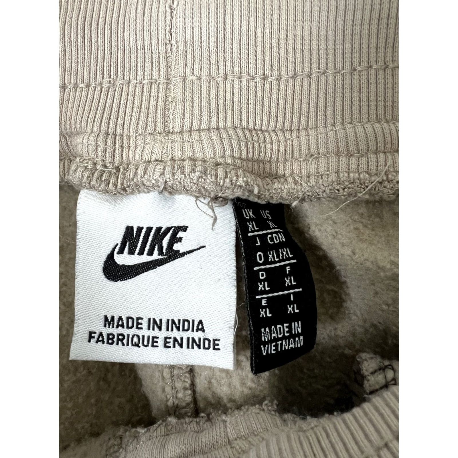 Nike Nike Womens Sweatpants Pants Shirt? Size 40" / US 18 - 7 Thumbnail
