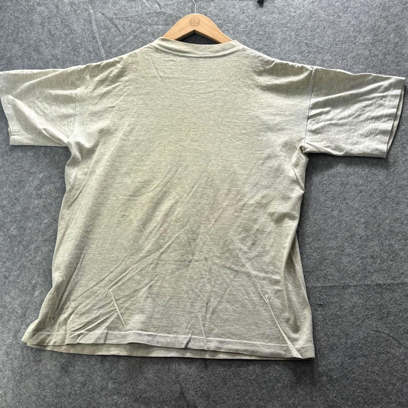 Paradise Cub Shirt Mens XL Beige Tropical Paradise Dominican Republic Graphic Tee Size US XL / EU 56 / 4 - 7 Thumbnail
