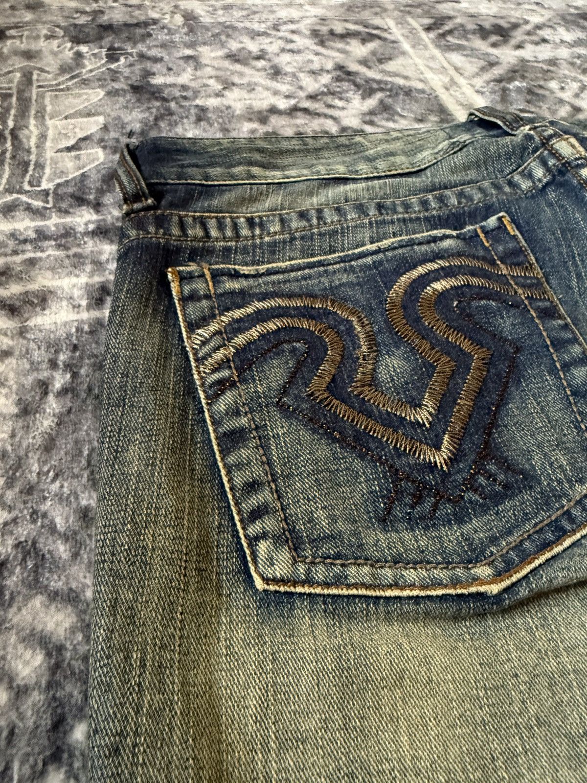 If Six Was Nine YMI Mud Wash Spiral Paneled Studded Flared Jeans Size US 32 / EU 48 - 16 Thumbnail