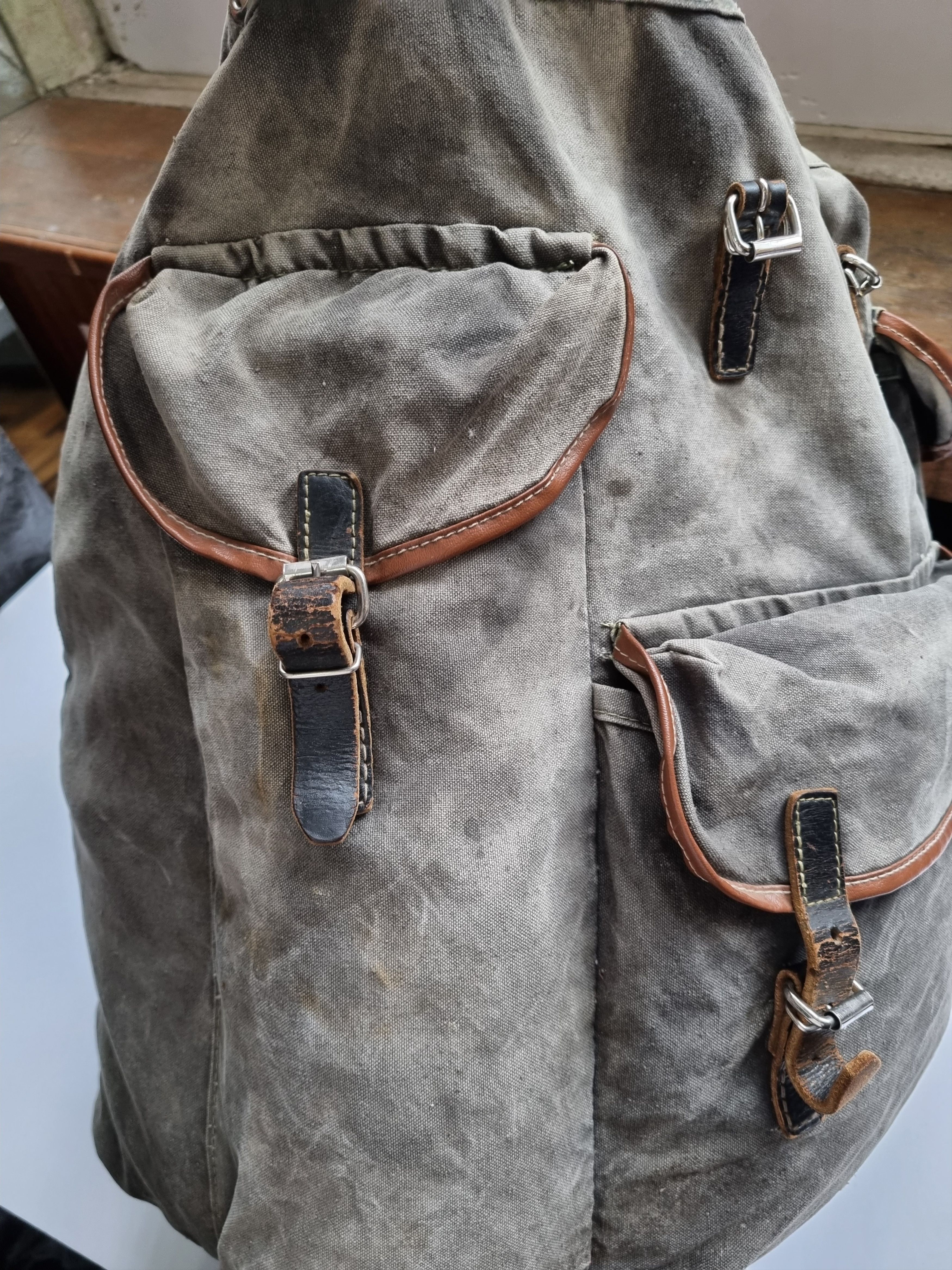 Japanese Brand 50s Vintage Sun Faded Thrashed Backpack Amazing Fade Size ONE SIZE - 22 Thumbnail