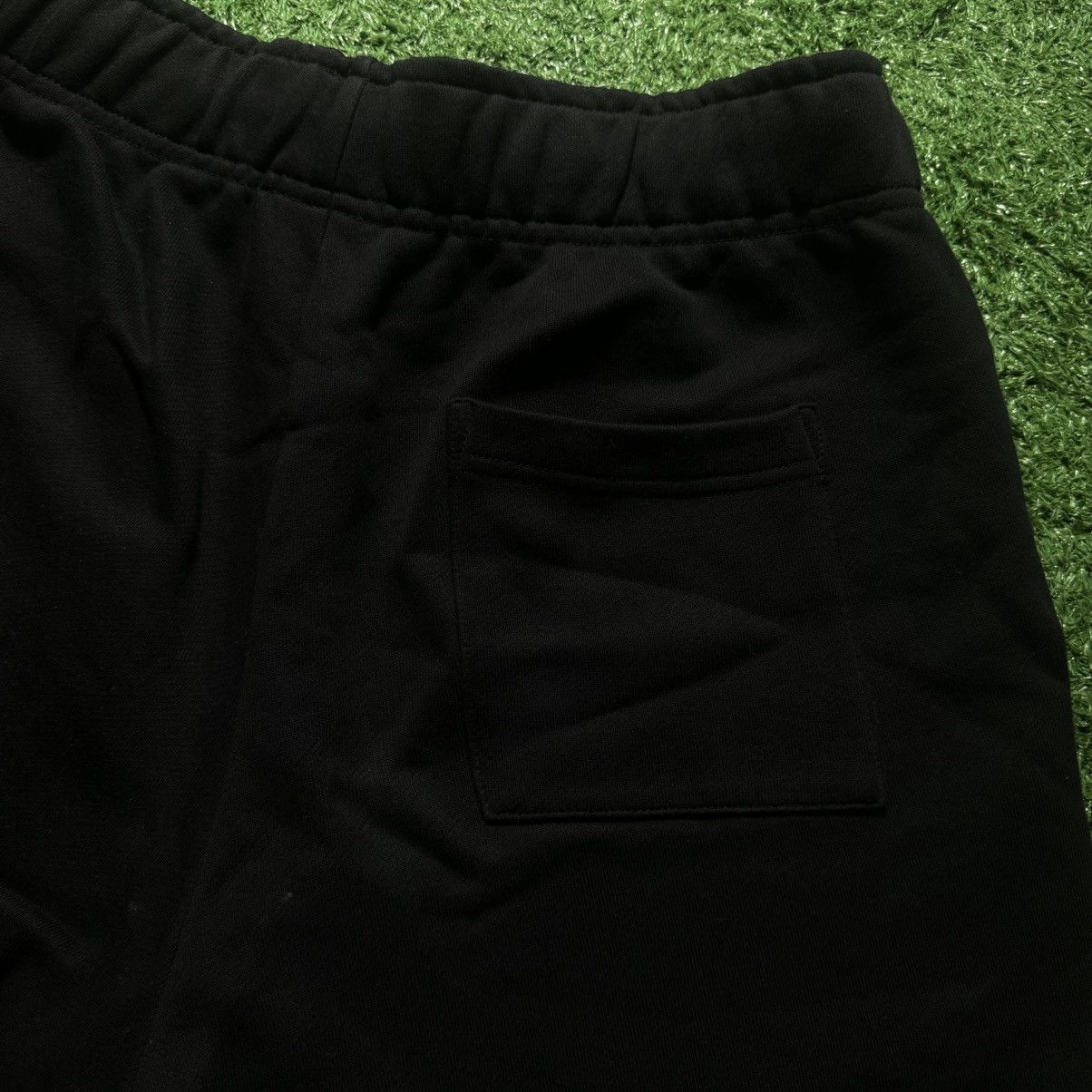 Revenge REVENGE XXXTENTACION BAD “ KILL HAND “ SHORTS OFFICIAL MERCH Size US 28 / EU 44 - 6 Thumbnail