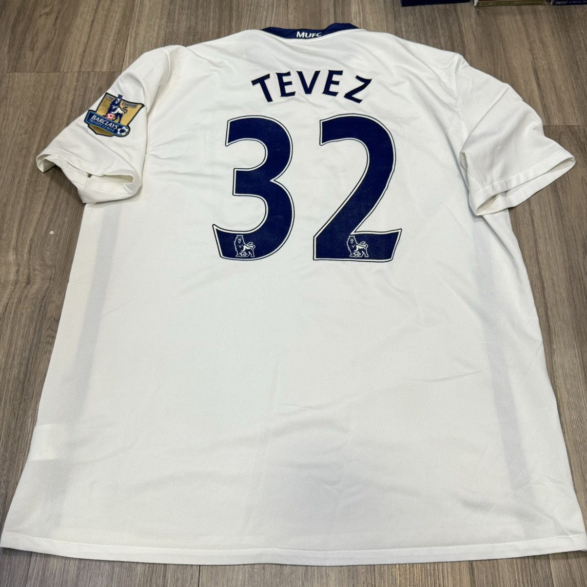 Other Manchester United 08/09 away shirt #32 Tevez Size US XL / EU 56 / 4 - 2 Thumbnail