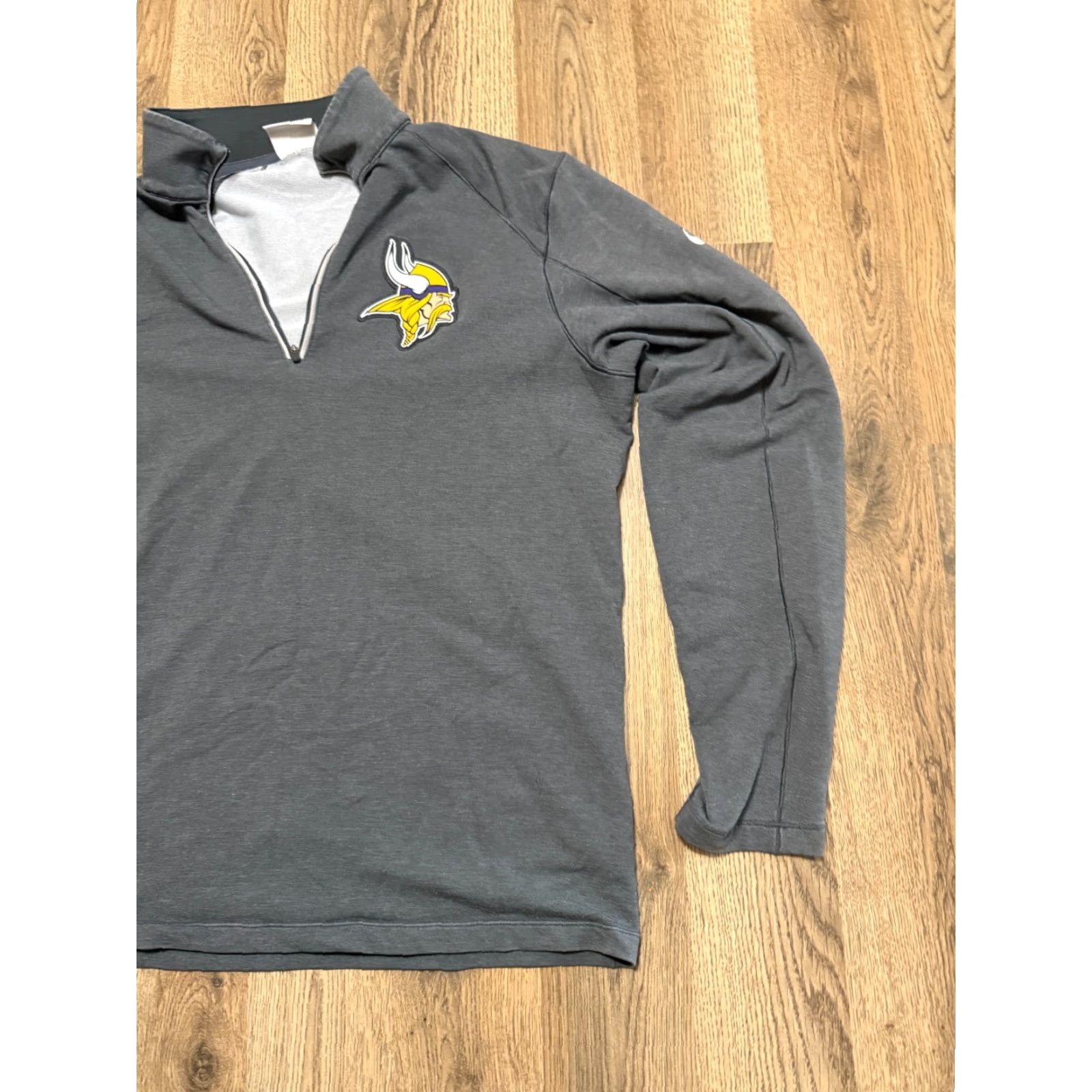 NFL NFL Nike Sweatshirt Medium Minnesota Viking Long Sleeve 1/4 Zipper Mens Cotton Polyester Gray Hoodie Pullover Sports Size US M / EU 48-50 / 2 - 4 Thumbnail