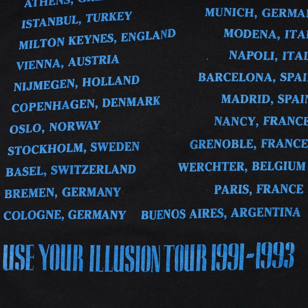 Band Tees Vintage Guns N Roses 1991 Tour Tee Use Your Illusion Size US M / EU 48-50 / 2 - 12 Thumbnail
