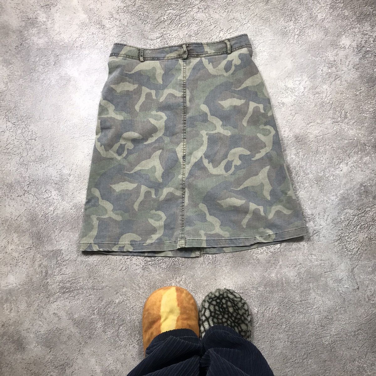 Vintage Y2K Vintage Camo Midi Skirt Baggy Cargo Avant Garde Skate 31 Size 31" - 4 Thumbnail