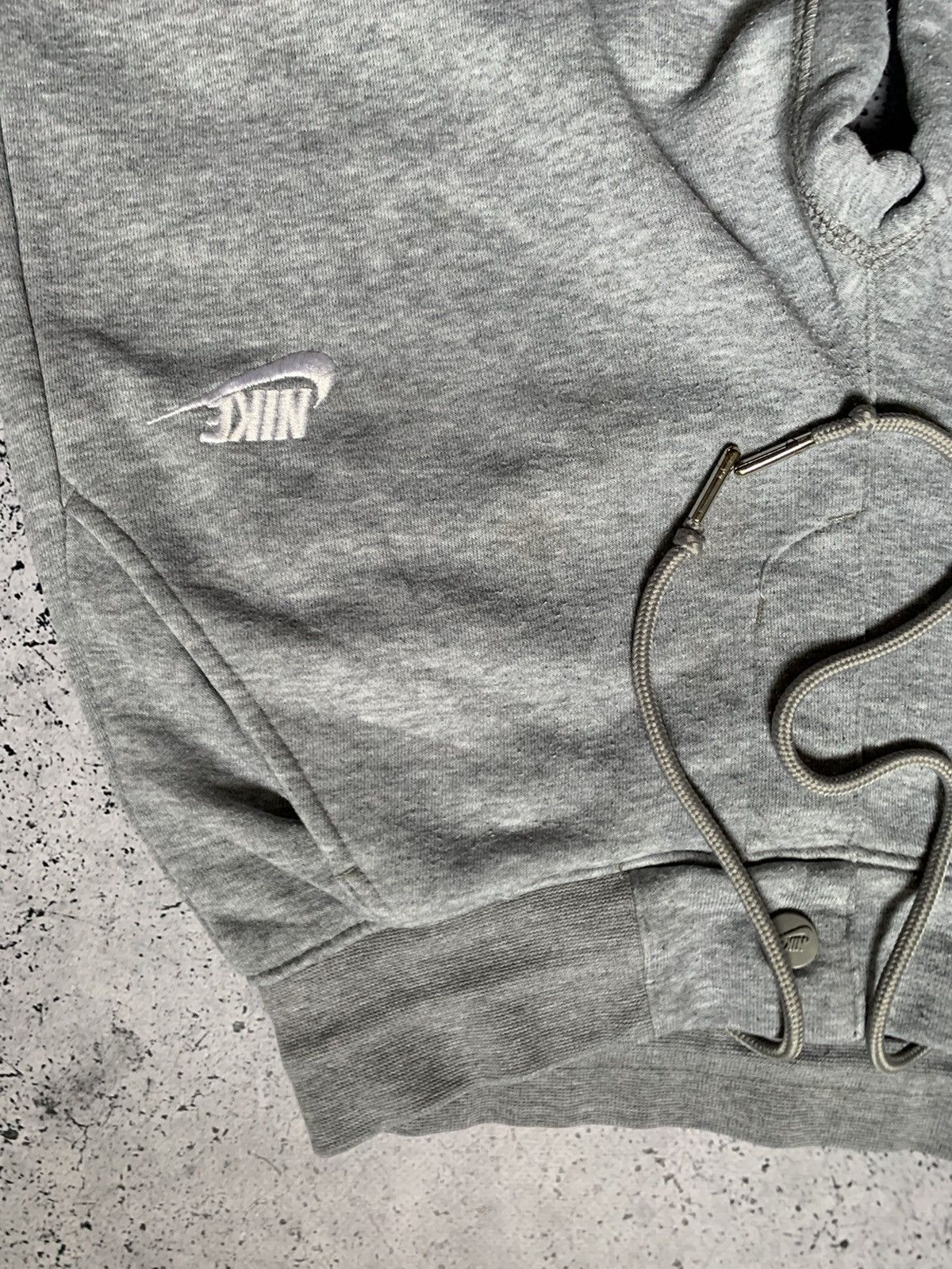 Nike × Vintage Vintage Nike Baggy Sweatpants Cotton Grey Swoosh Y2K USA Size US 30 / EU 46 - 3 Thumbnail