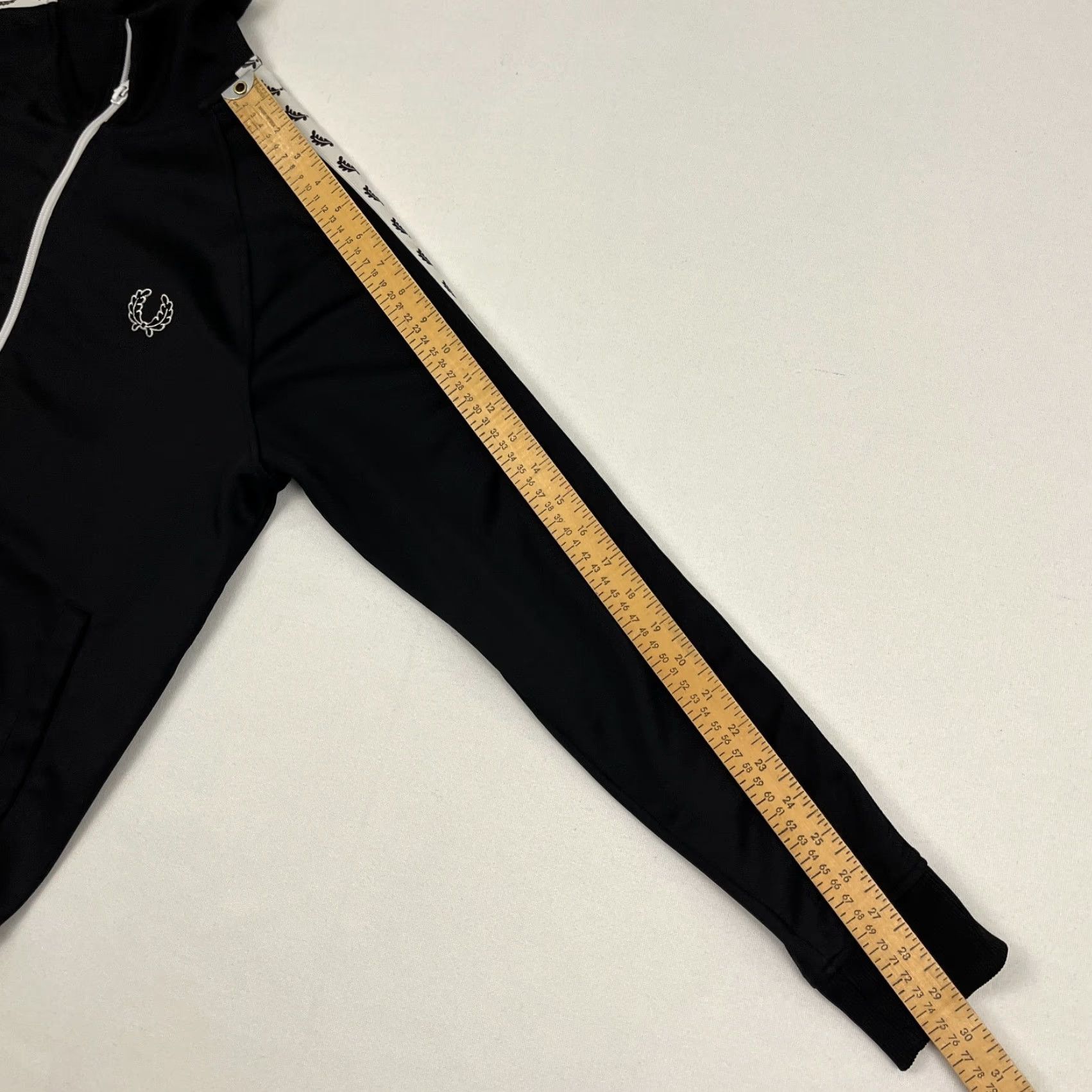 Fred Perry Fred Perry Sportswear Track Jacket Men S Black Side Taped Logo Active Preppy Jacket Size US S / EU 44-46 / 1 - 6 Thumbnail