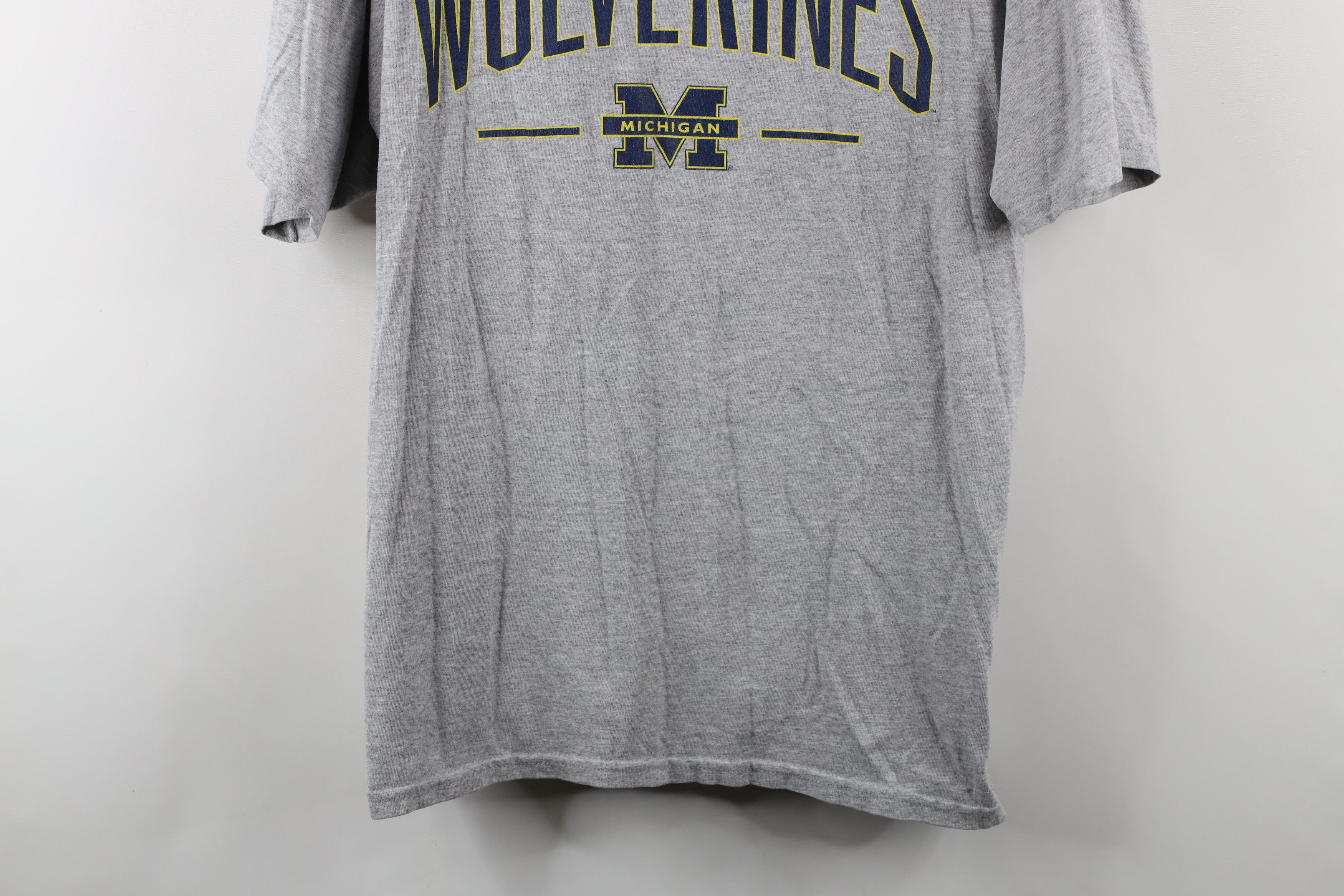 Vintage Vintage 90s University of Michigan Short Sleeve T-Shirt Gray Size US XXL / EU 58 / 5 - 3 Thumbnail