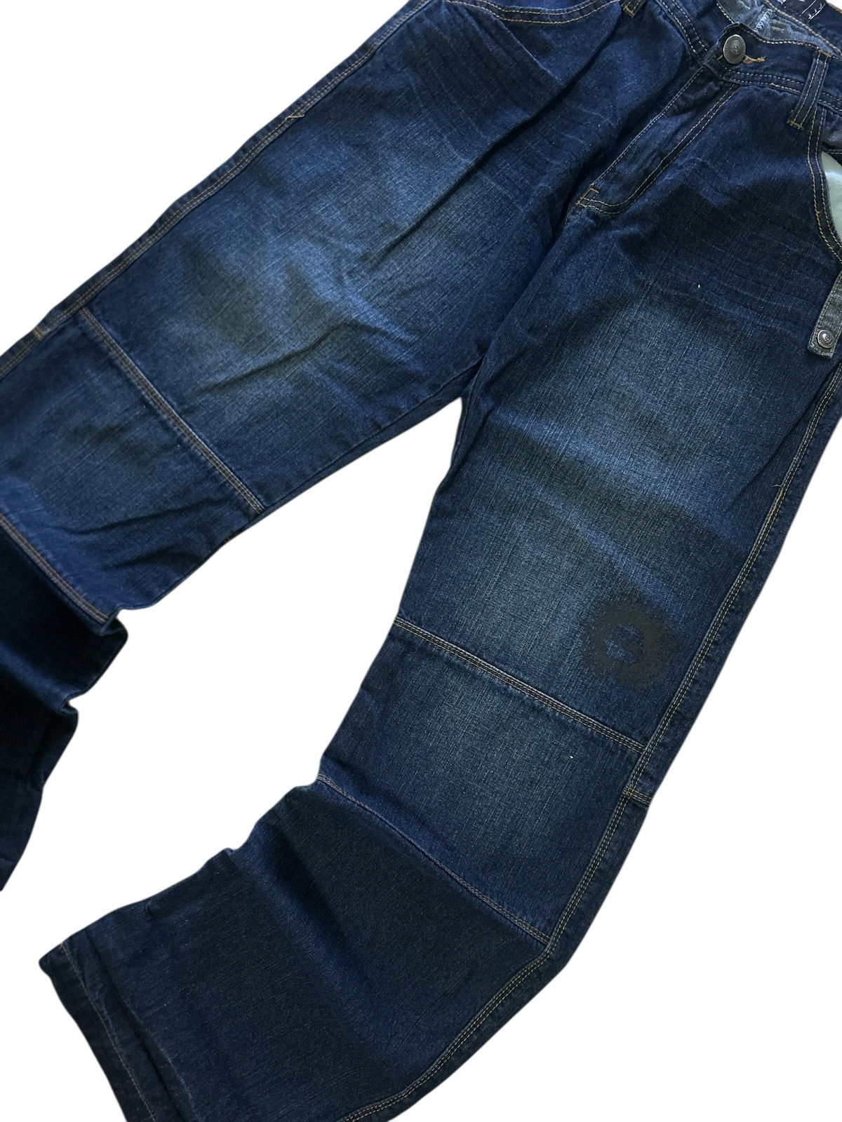 Vintage Vintage Y2K No Fear Carpenter Style Dark Wash Denim Jeans Size US 32 / EU 48 - 2 Thumbnail