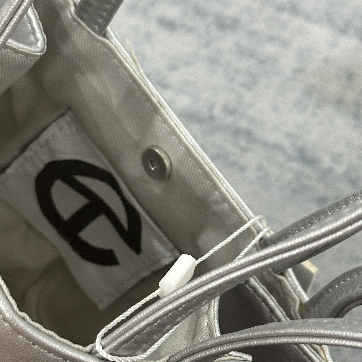 Telfar TELFAR SMALL SHOPPING BAG SILVER Size ONE SIZE - 8 Thumbnail