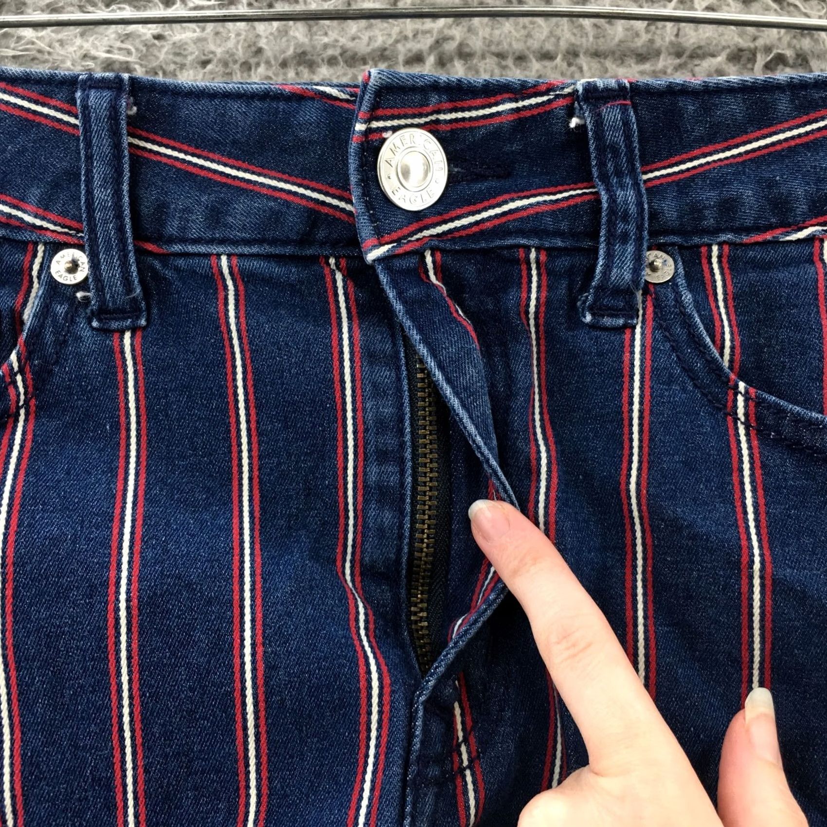 American Eagle Outfitters American Eagle Outfitters Skirt Womens 4 A-Line Denim Zip Blue Striped Short 29x14 Size 27" / US 4 / IT 40 - 3 Thumbnail