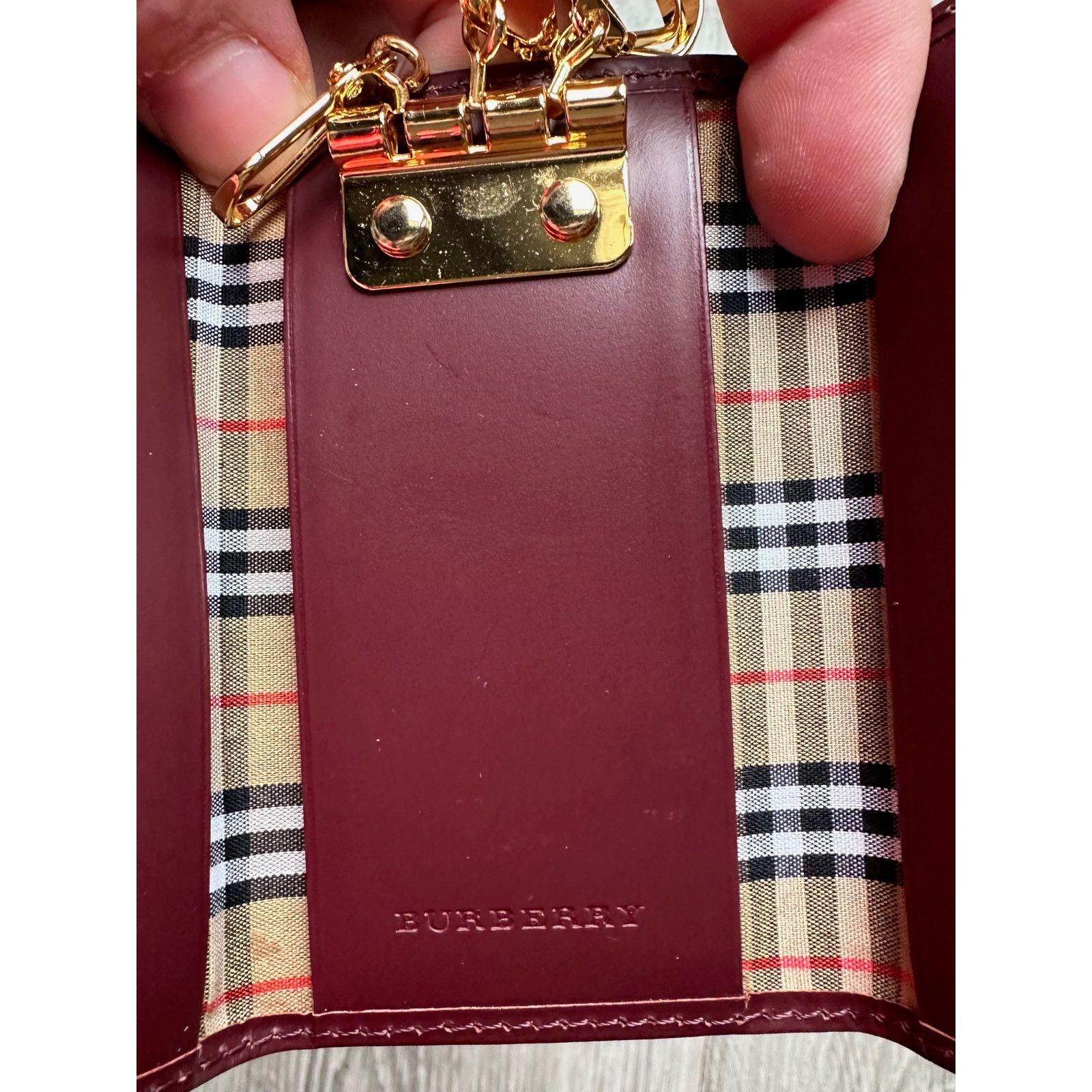 Burberry Burberry Burgundy Leather Key Holder with Nova Check Accent Size ONE SIZE - 13 Thumbnail