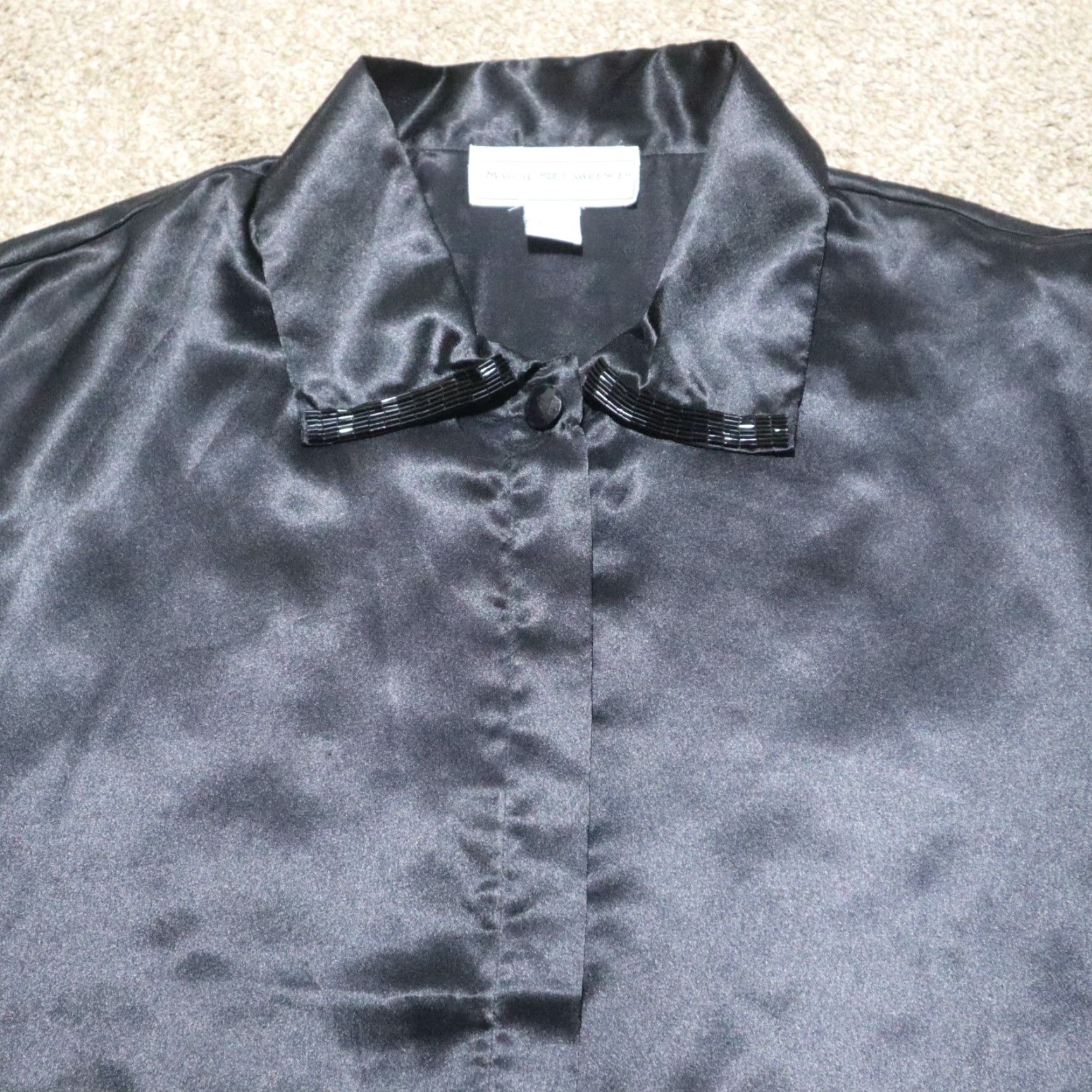 Vintage Maggie Lawrence Shirt Blouse Button-Up Women's 16 Black V-Neck Long Sleeve Dressy Business 90s? Size XXL / US 16-18 / IT 52-54 - 2 Thumbnail
