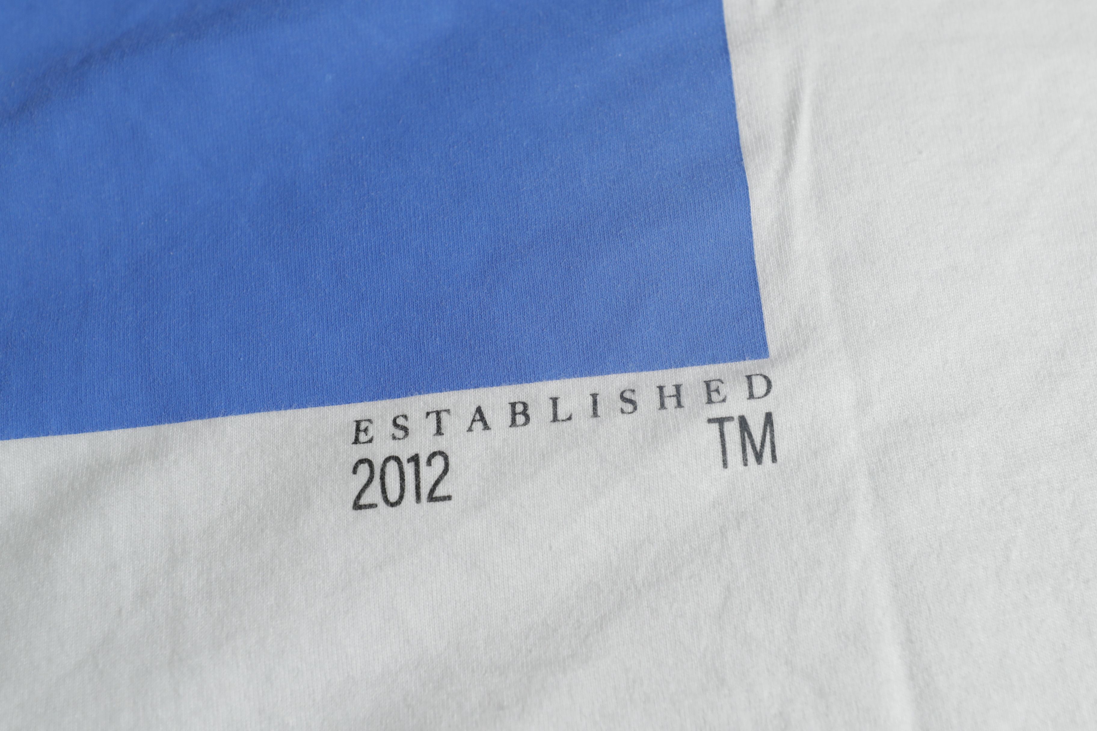 Know Wave Know Wave Est 2012 Tee (L) Size US L / EU 52-54 / 3 - 10 Thumbnail