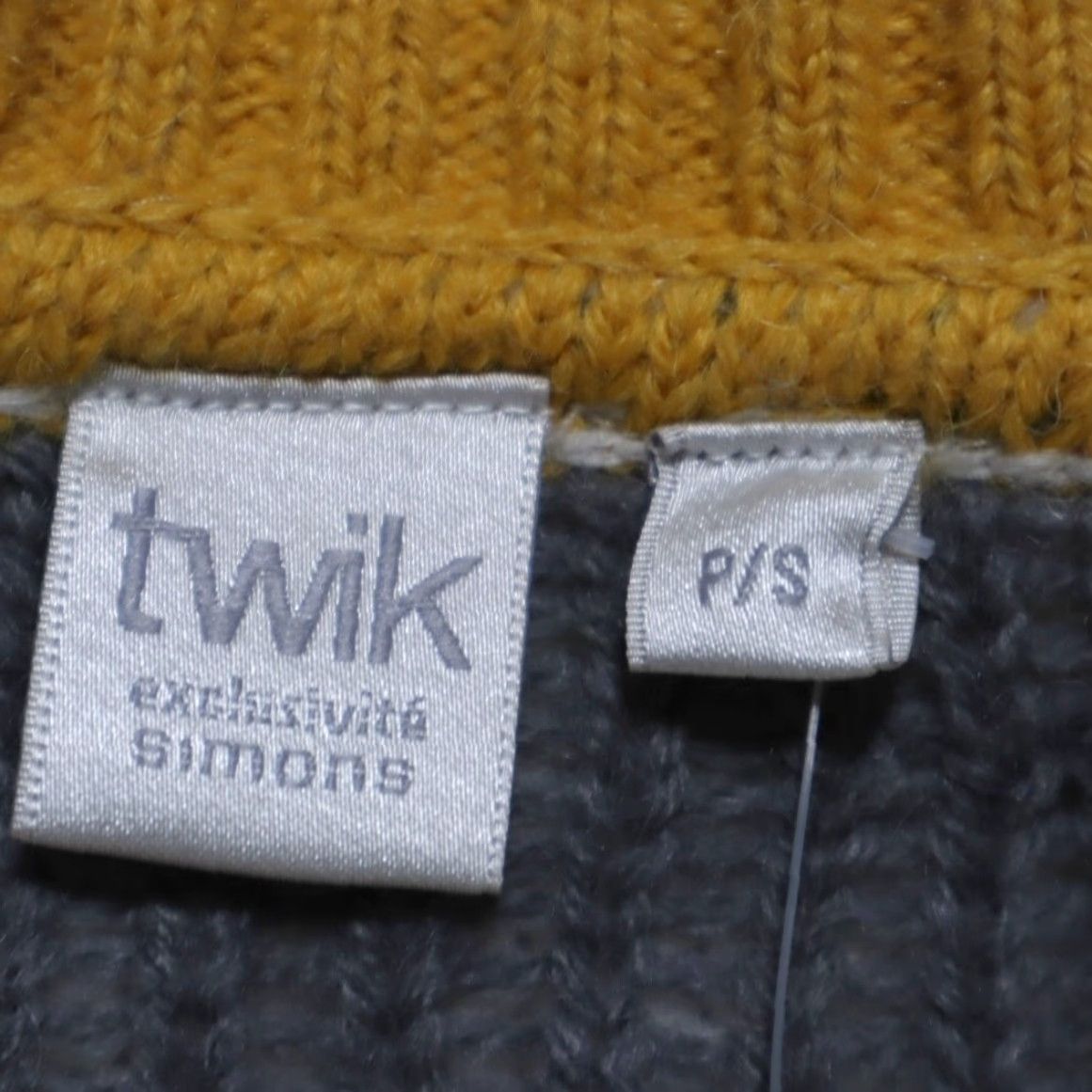 Simons Twik Reindeer Wool Alpaca Full Zip Sweater Beige Yellow P/S Women Winter Fall Slim Knit Round Neck Size S / US 4 / IT 40 - 6 Thumbnail