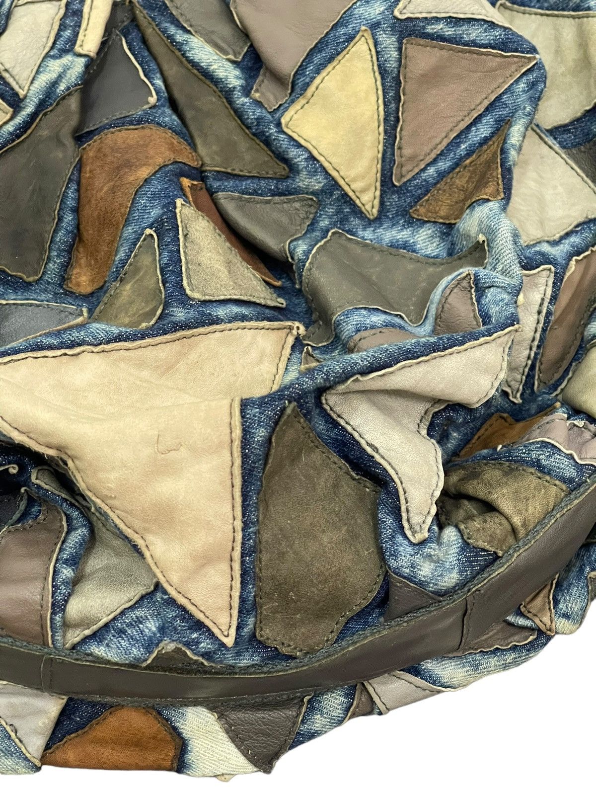 Japanese Brand Patchwork Leather x Denim Handmade Custom Messenger Bag 2🟩 Size ONE SIZE - 18 Thumbnail