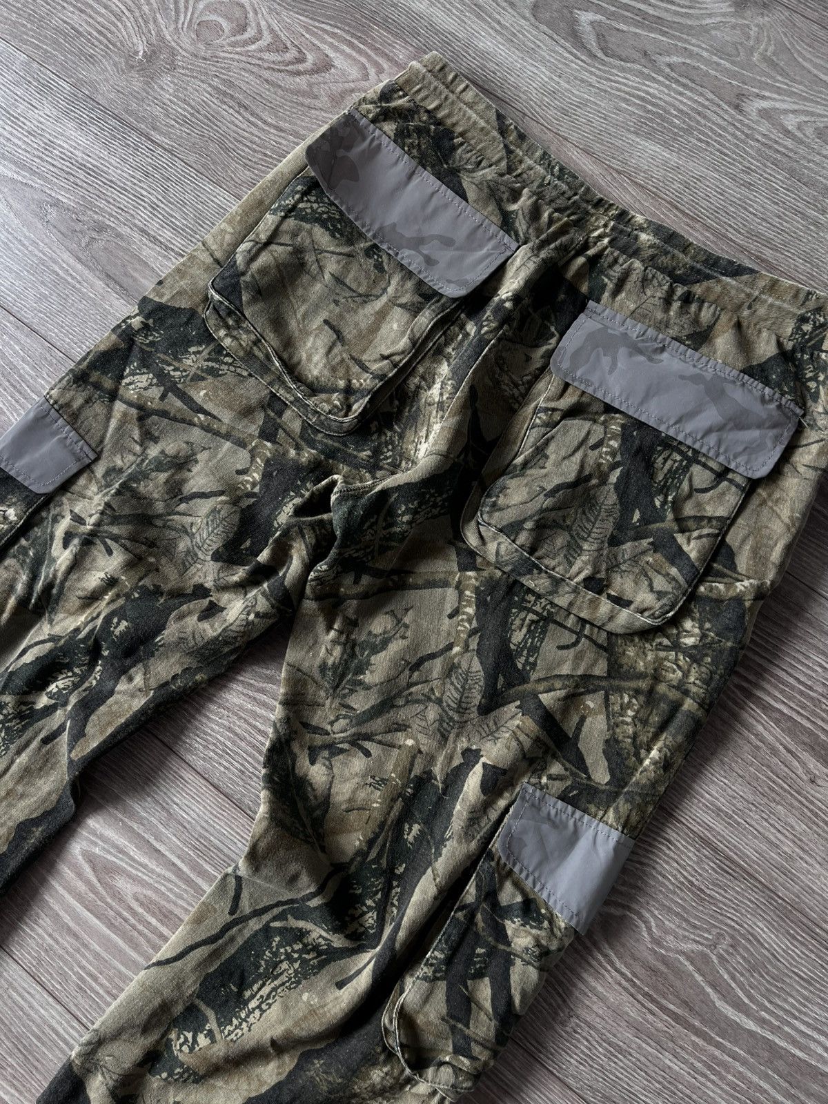 Jaded London Jaded London Reflective Patch Pocket Y2k Sequin Camo Pants Size US 34 / EU 50 - 16 Thumbnail