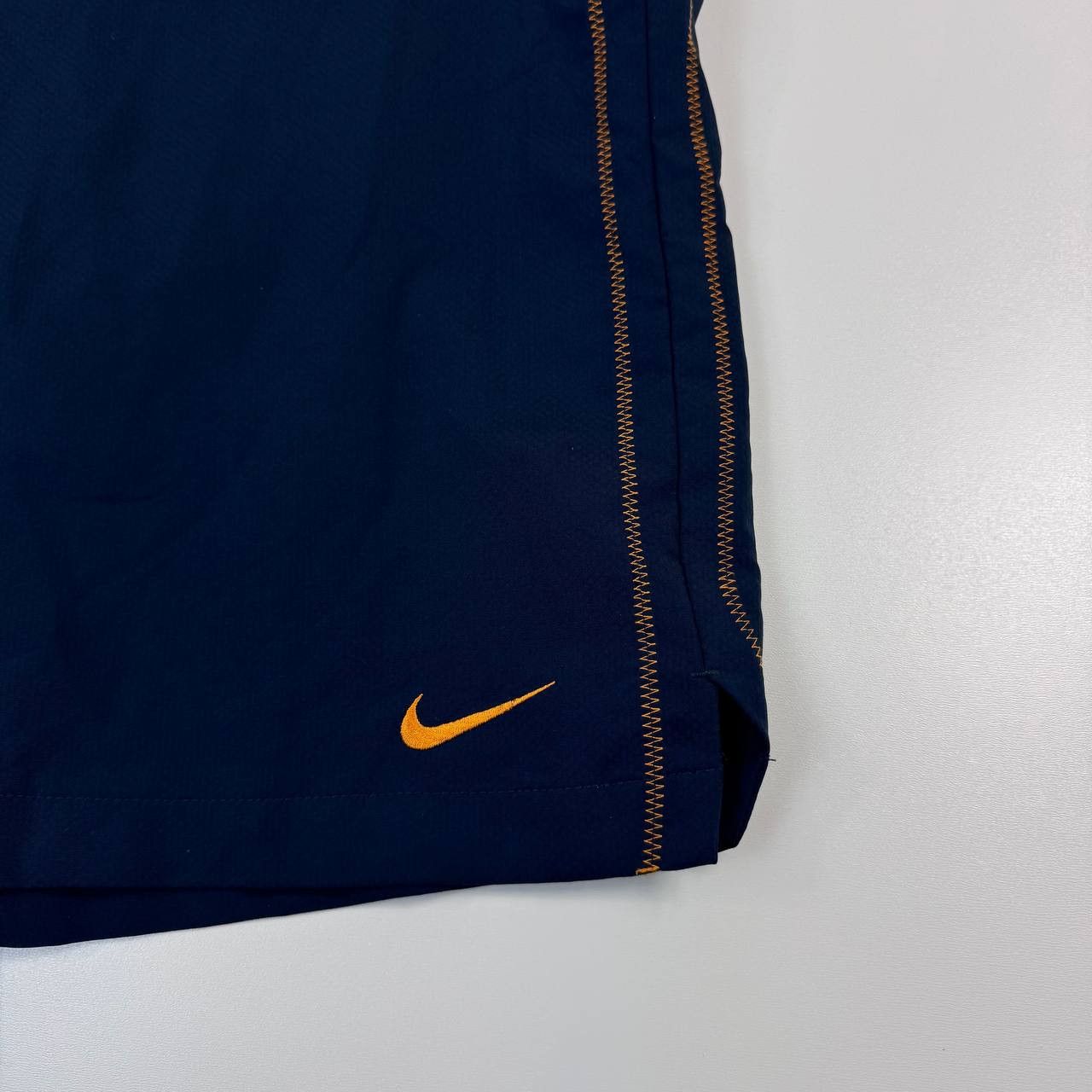 Nike Nike Swim Shorts Navy Blue Orange Vintage Athletic Beach L Size US 30 / EU 46 - 2 Thumbnail