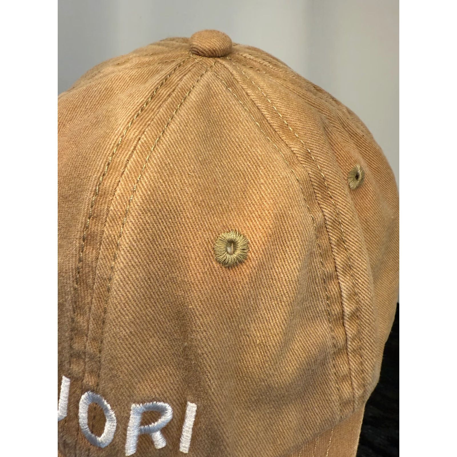 Vuori VUORI Men Beige Twill Strapback Cap One Size Adjustable Hat Baseball Cap Cap Size ONE SIZE - 3 Thumbnail