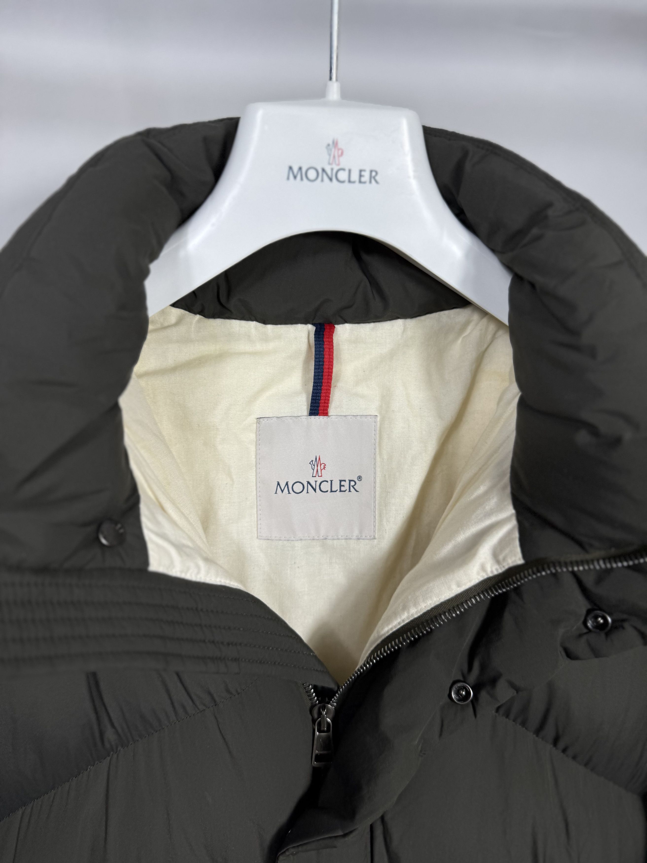 Moncler Moncler Lavaine Jacket Size US M / EU 48-50 / 2 - 5 Thumbnail
