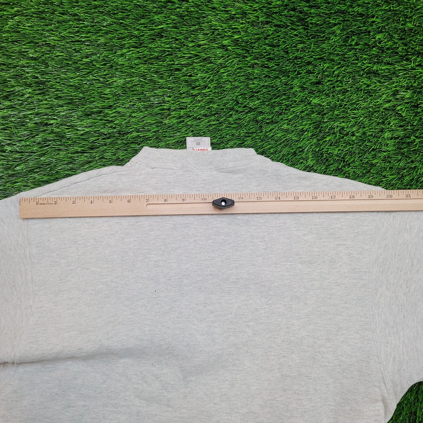 Fruit Of The Loom VTG 90s St Louis Rams NFC Champions Sweatshirt M Cropped Size US M / EU 48-50 / 2 - 11 Thumbnail