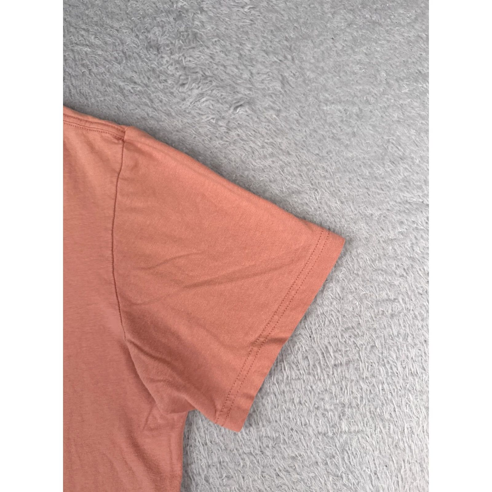 The North Face VINTAGE The North Face Shirt Mens Medium Pink Short Sleeve Crew Neck Logo Cotton READ Size US M / EU 48-50 / 2 - 2 Thumbnail