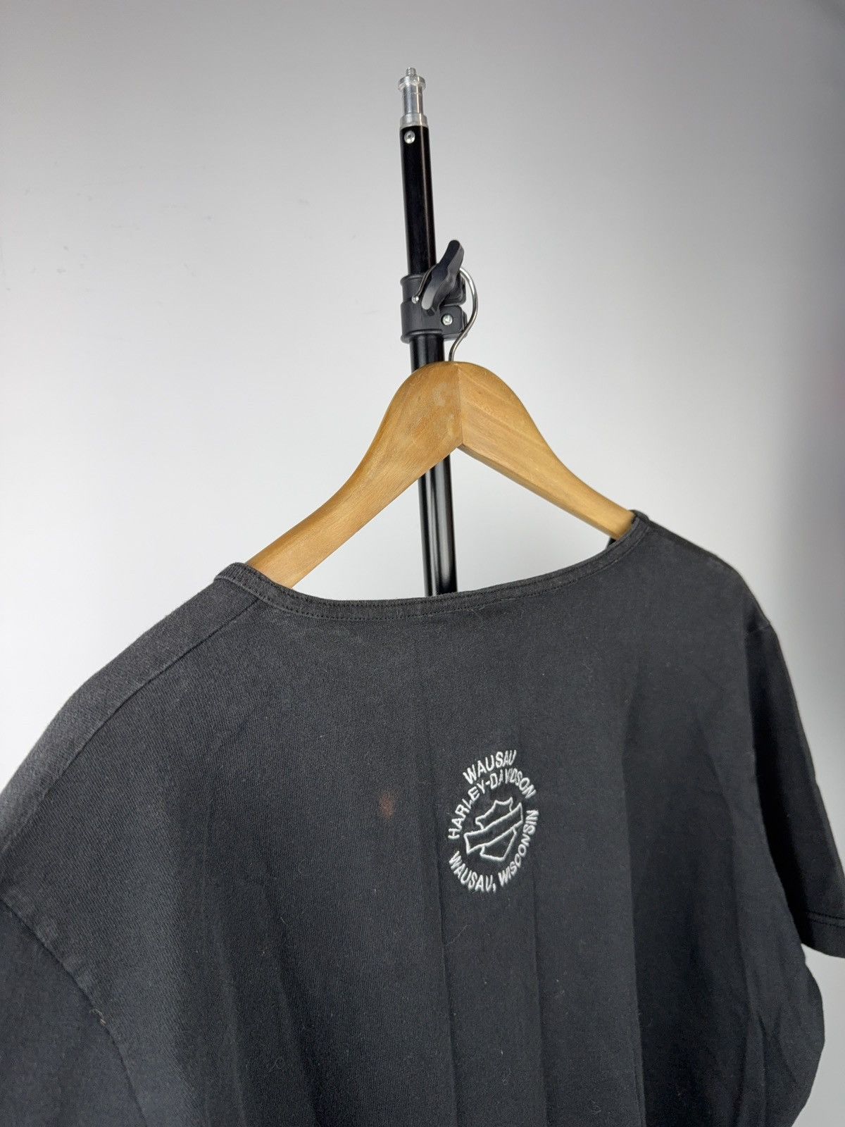 Harley Davidson 2004 Harley-Davidson Wausau Wisconsin Vintage Logo T-Shirt Size US S / EU 44-46 / 1 - 15 Thumbnail