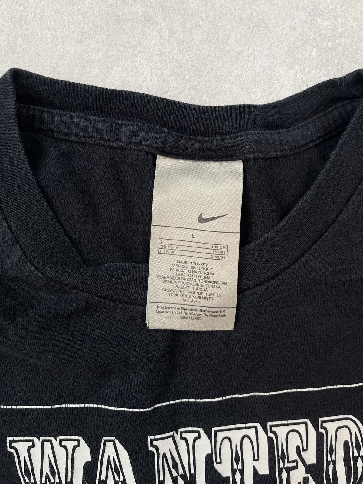 Nike × Vintage 90s Nike Wanted Vintage Y2K Sneakerhead Retro Tee T-Shirt Size US L / EU 52-54 / 3 - 3 Thumbnail