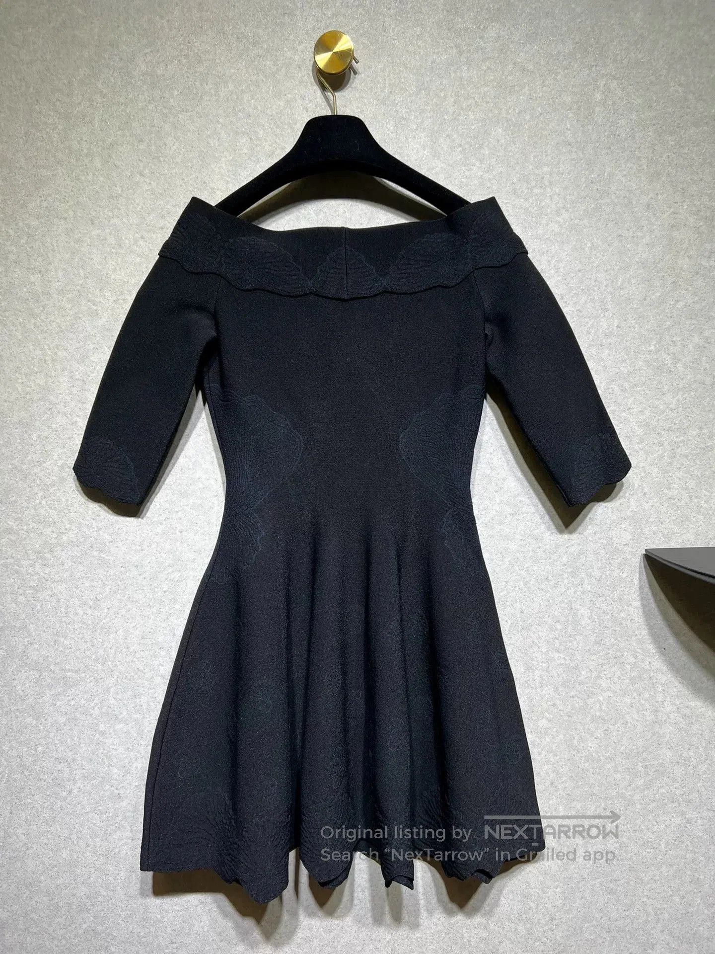 Alexander McQueen Alexander McQueen Black Mini Dress. Size XS / US 0-2 / IT 36-38 - 5 Thumbnail