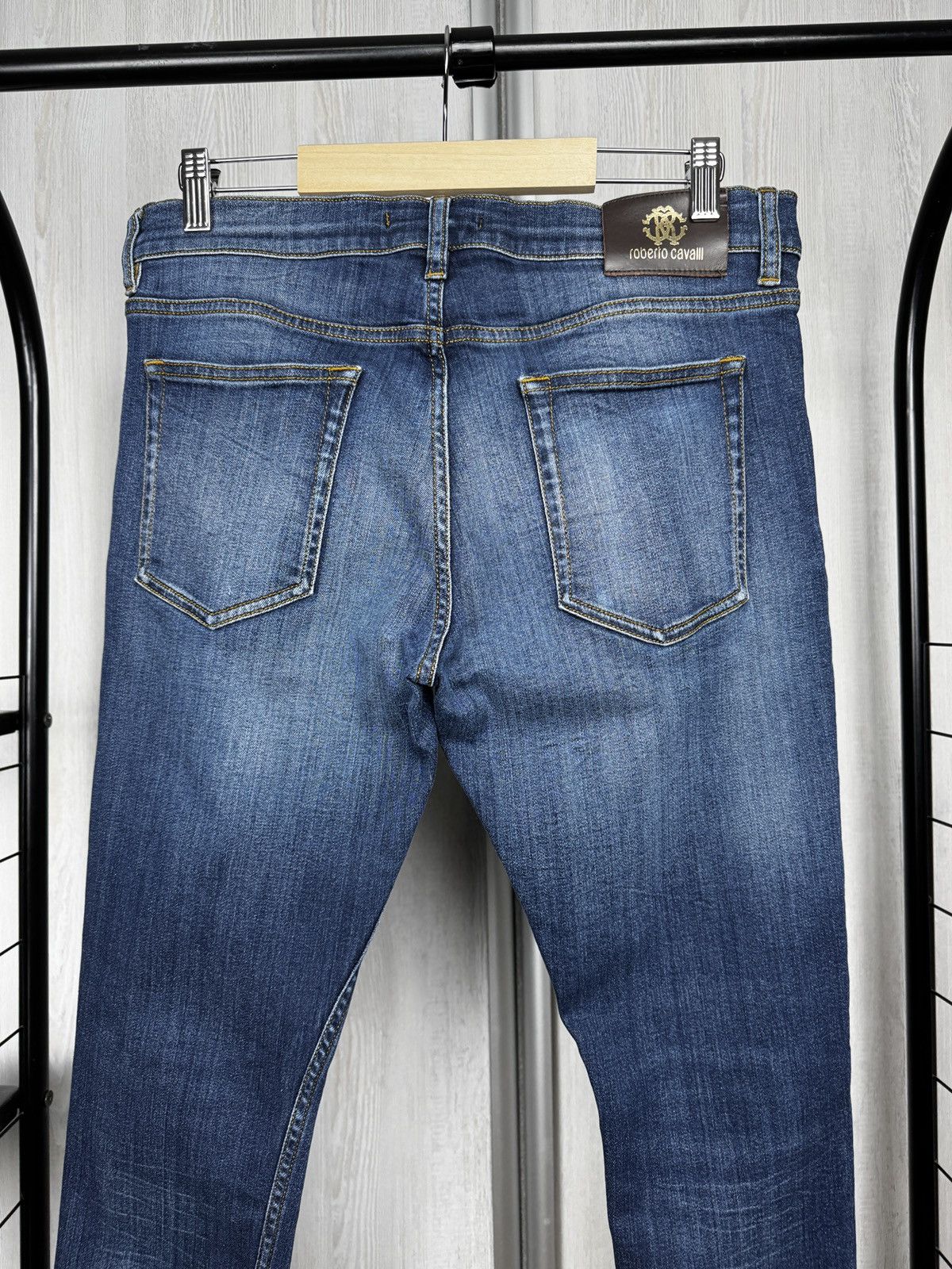 Roberto Cavalli Roberto Cavalli blue faded skinny denim jeans size 32 Size US 32 / EU 48 - 7 Thumbnail