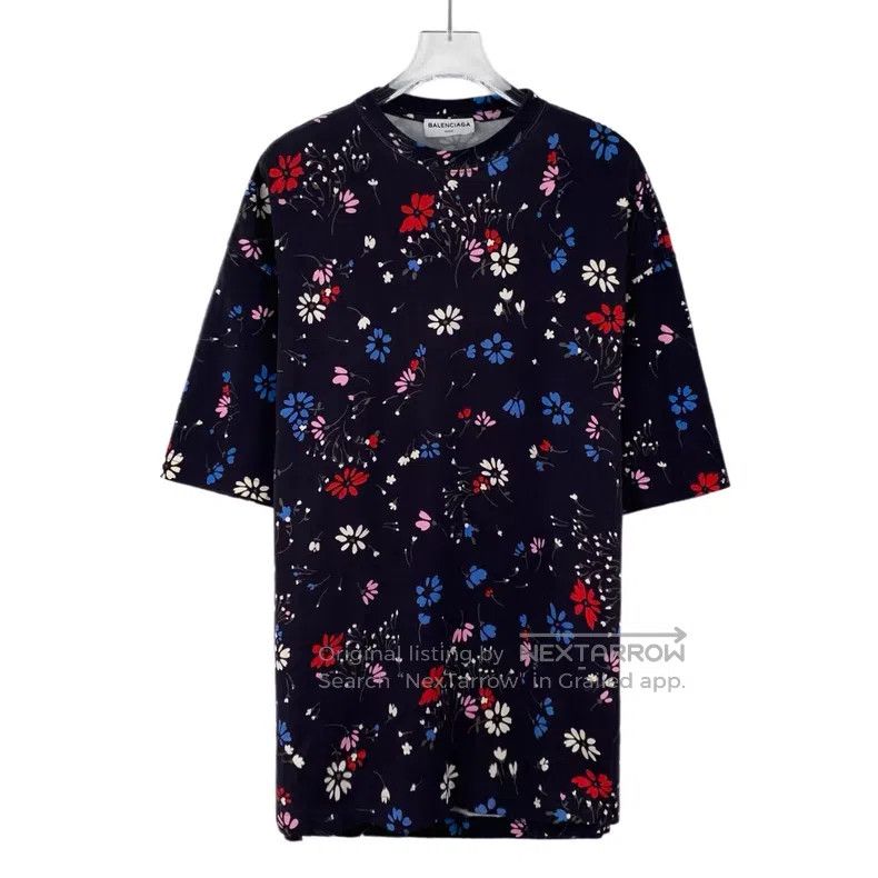 Balenciaga Balenciaga Mixed color floral print cotton round neck shor Size US XS / EU 42 / 0 - 1 Thumbnail